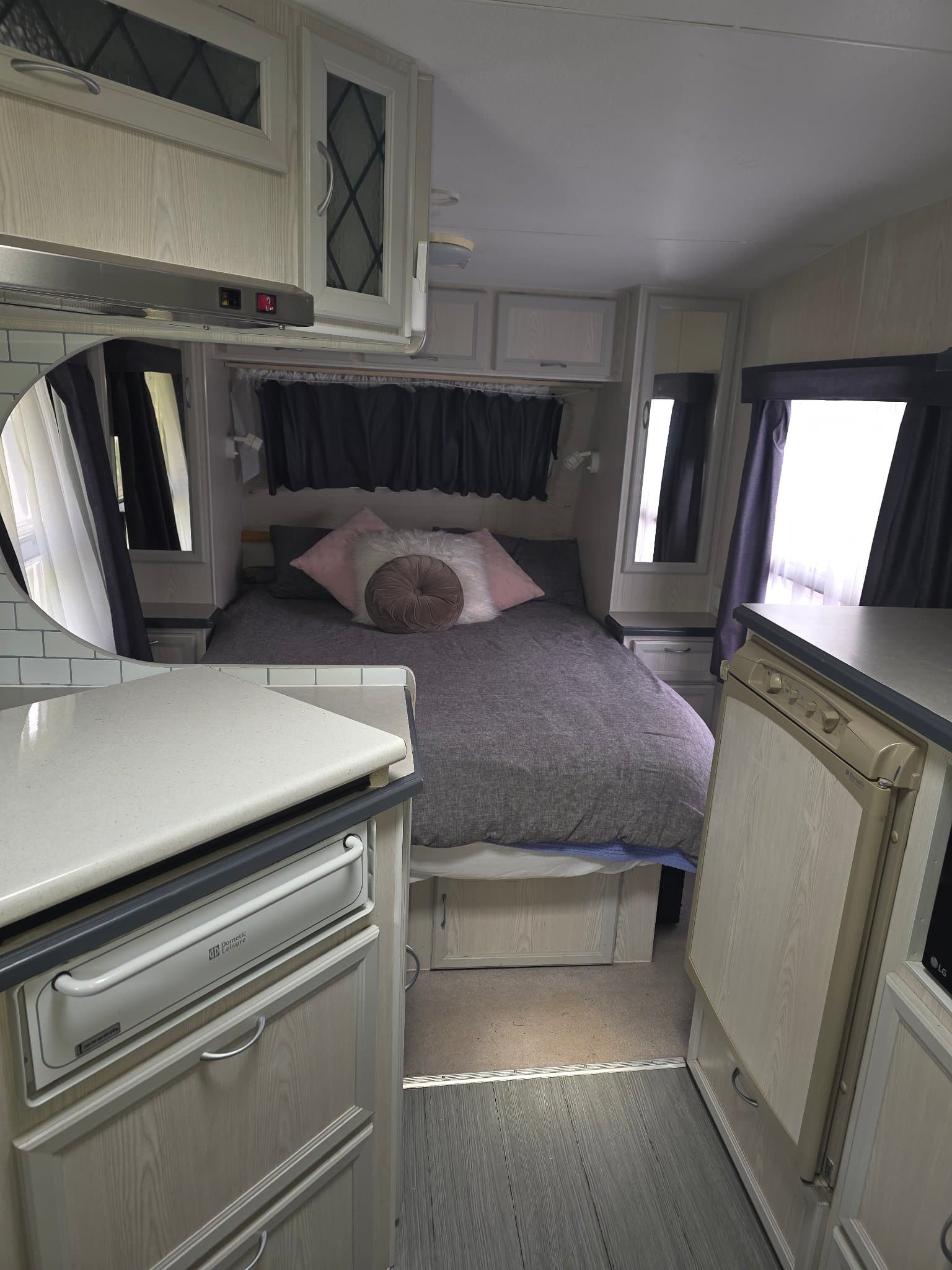 2002 Galaxy Caravans Southern Cross Series 2