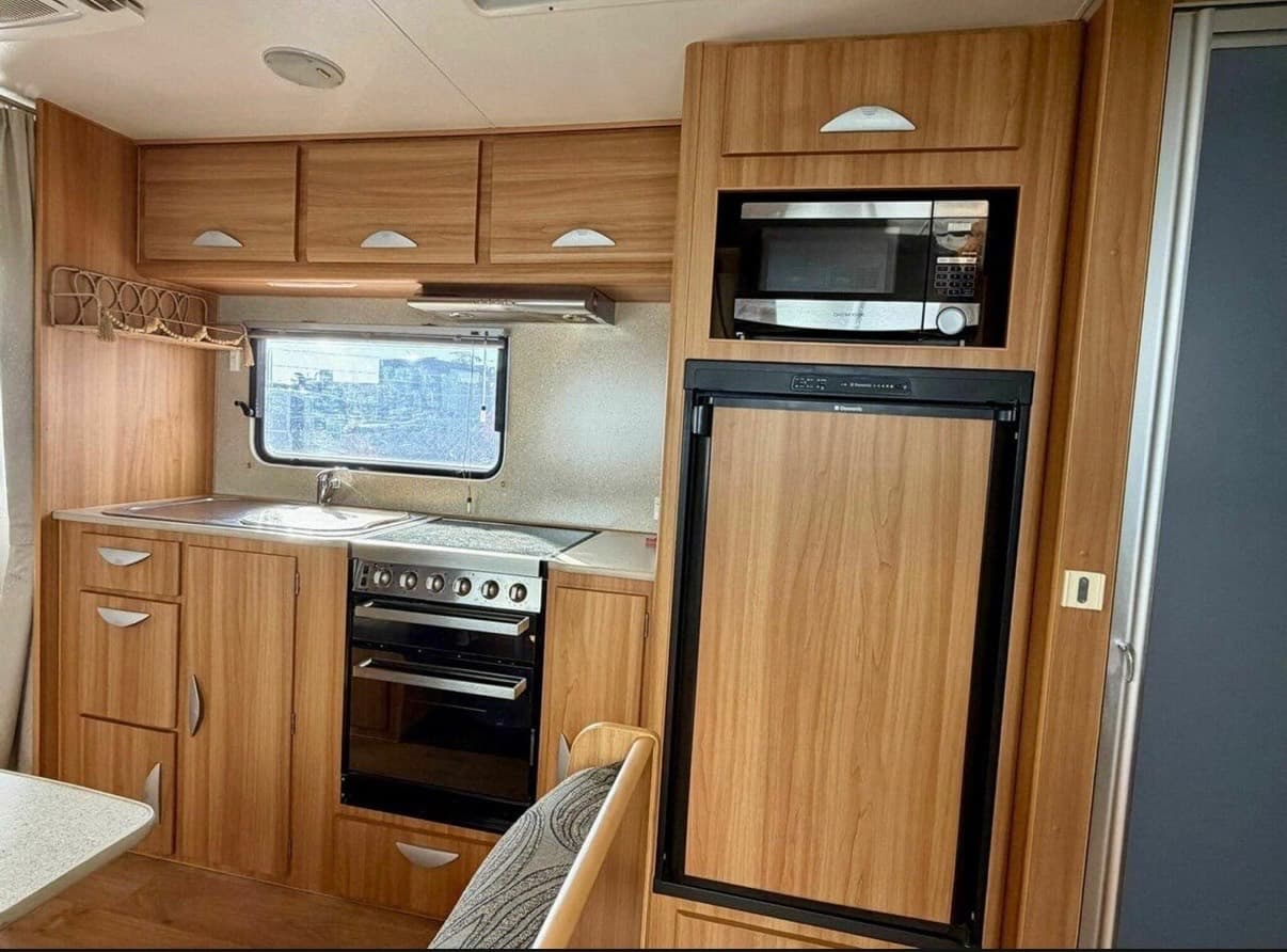 2013 Coromal Element 612 — photo 2