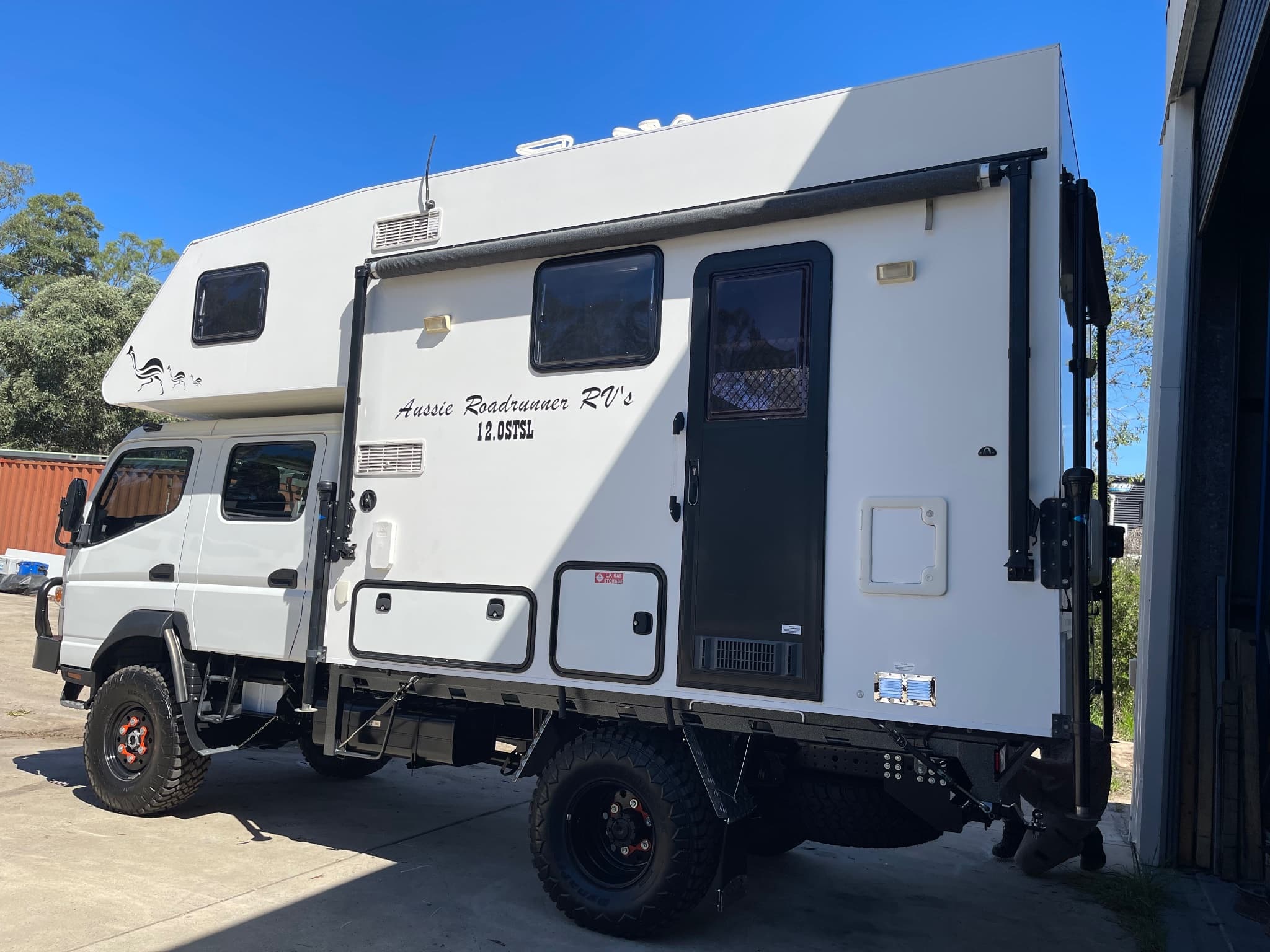 2023 Aussie Roadrunner RVs 12.0SSL — photo 2