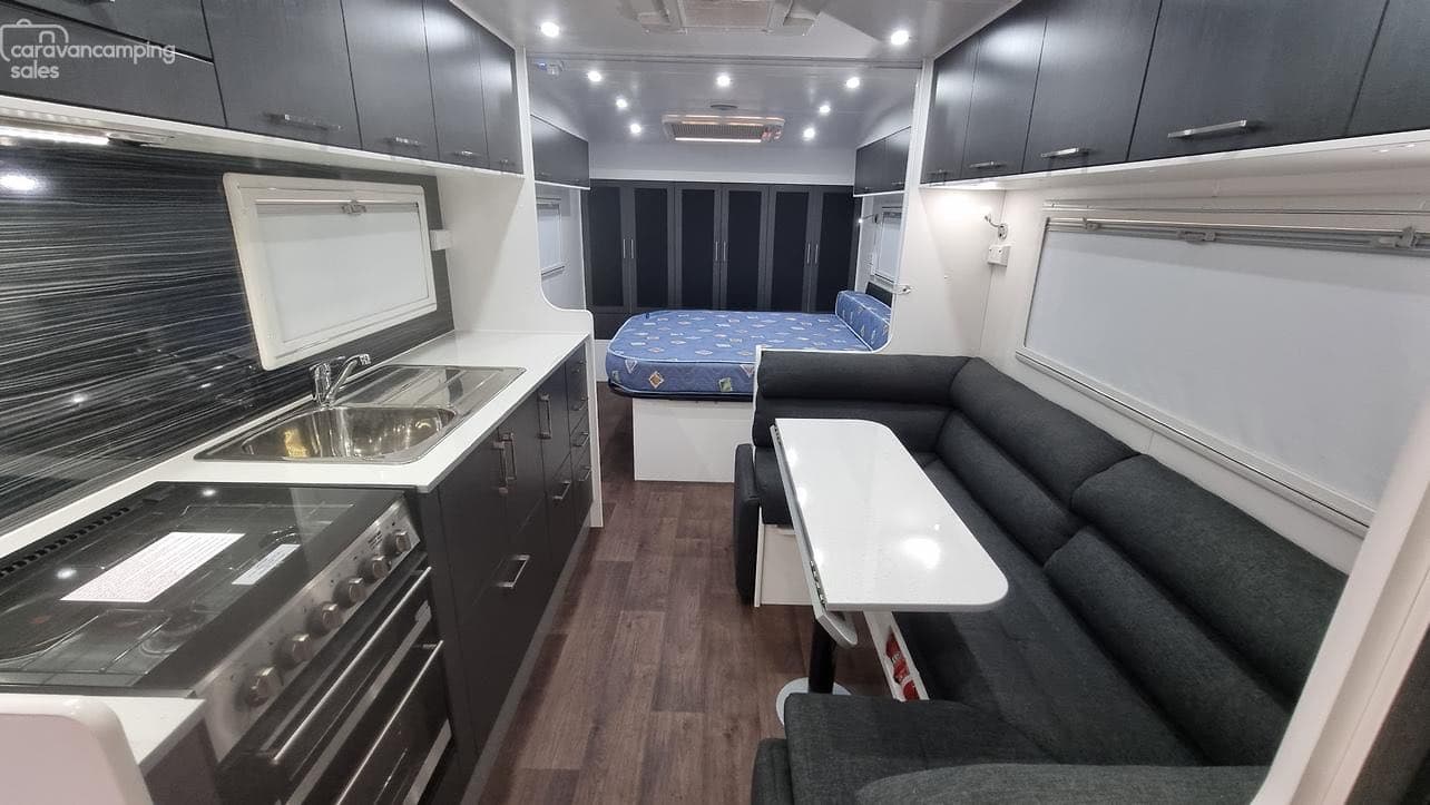 2015 New Age Caravans Oz Classic 22CL — photo 2