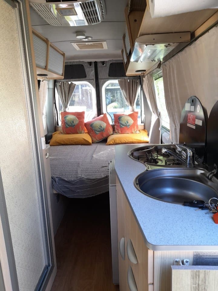 2015 Mercedes-Benz 313 — photo 2