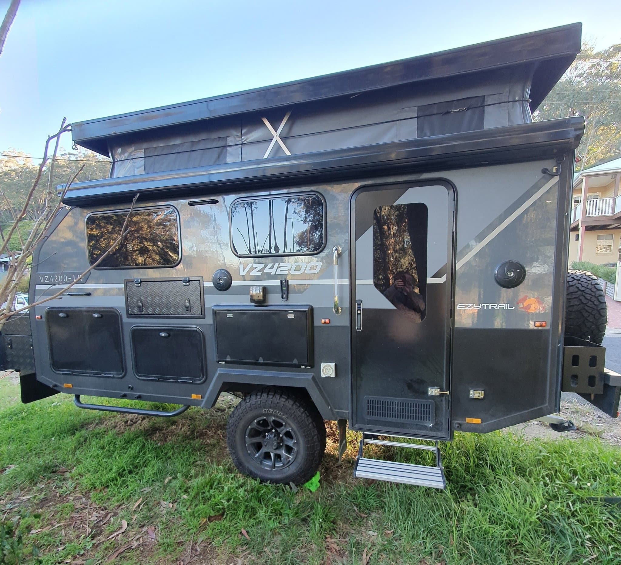 2024 EzyTrail Campers VZ4200