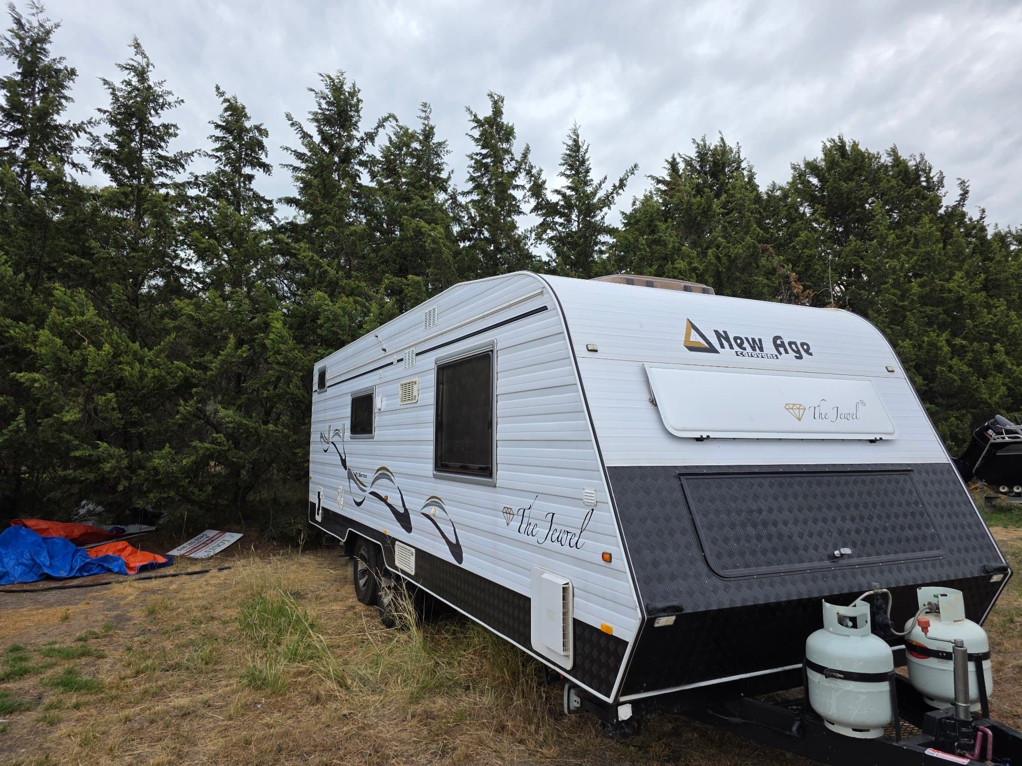 2010 New Age Caravans The Jewel 20 Series — photo 2