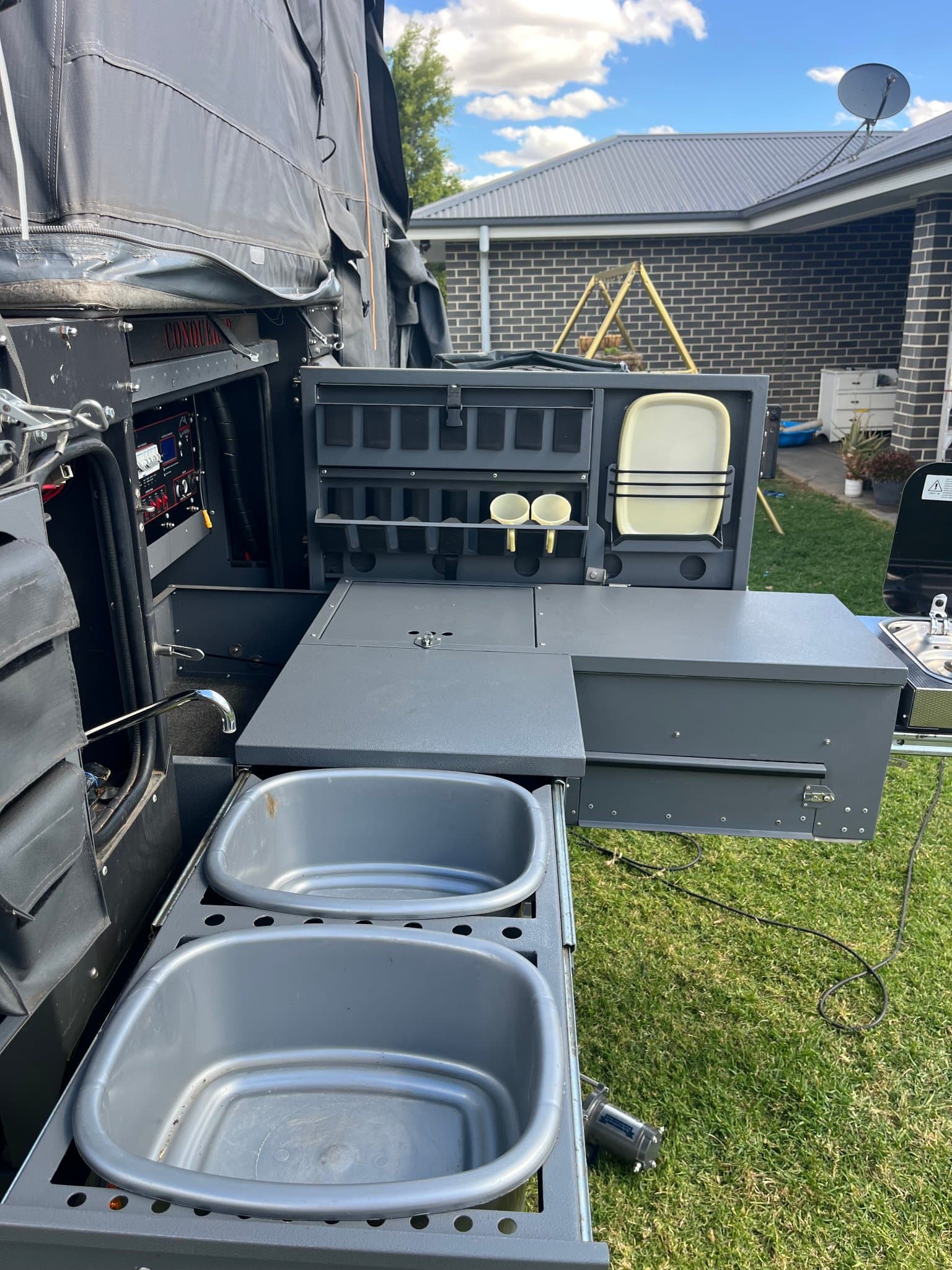 2018 Conqueror UEV-390 Platinum Edition
