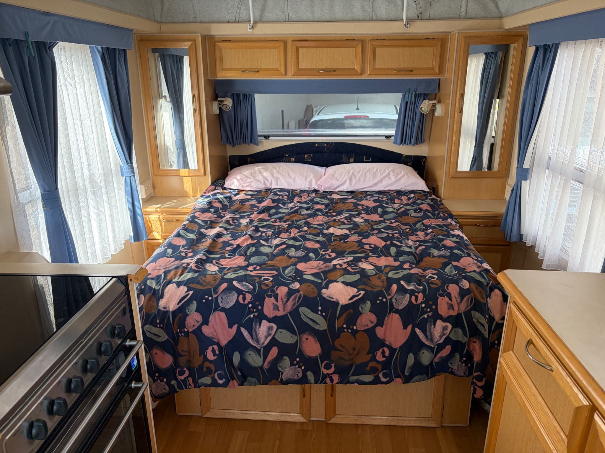 2007 Galaxy Caravans Southern Cross — photo 2