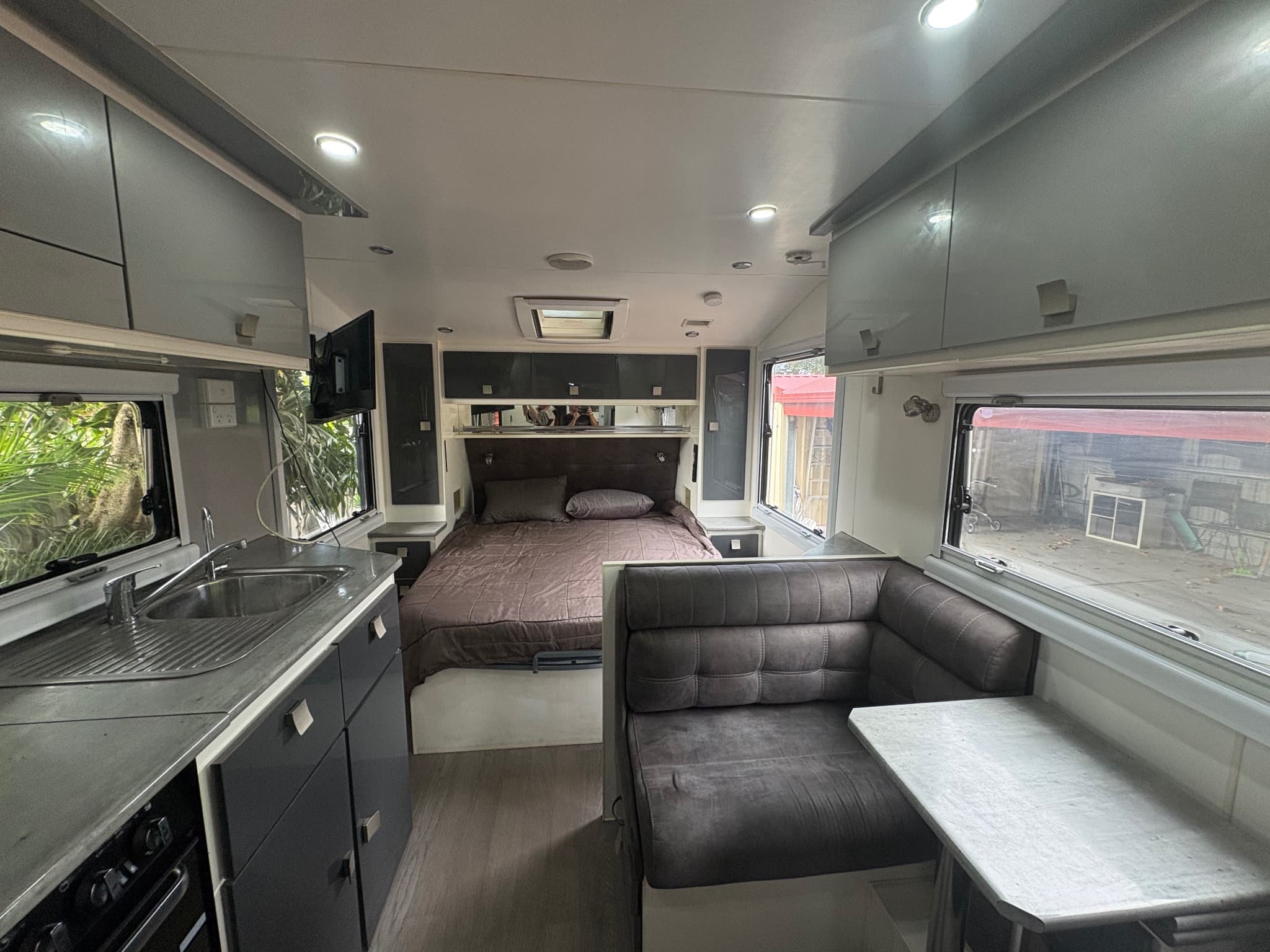 2020 Essential Caravans Highlander V4 20' — photo 2