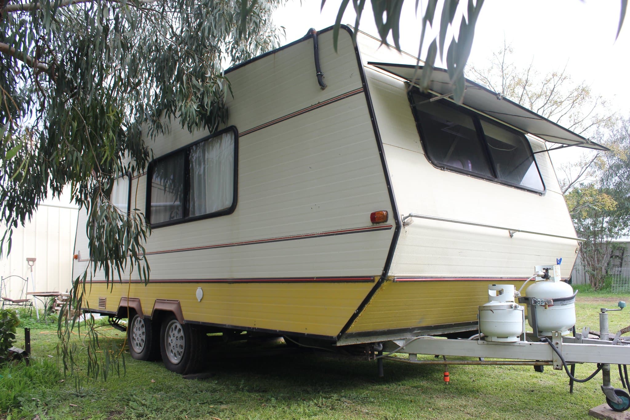 1990 Viscount Caravans Regency Grand Tourer — photo 2