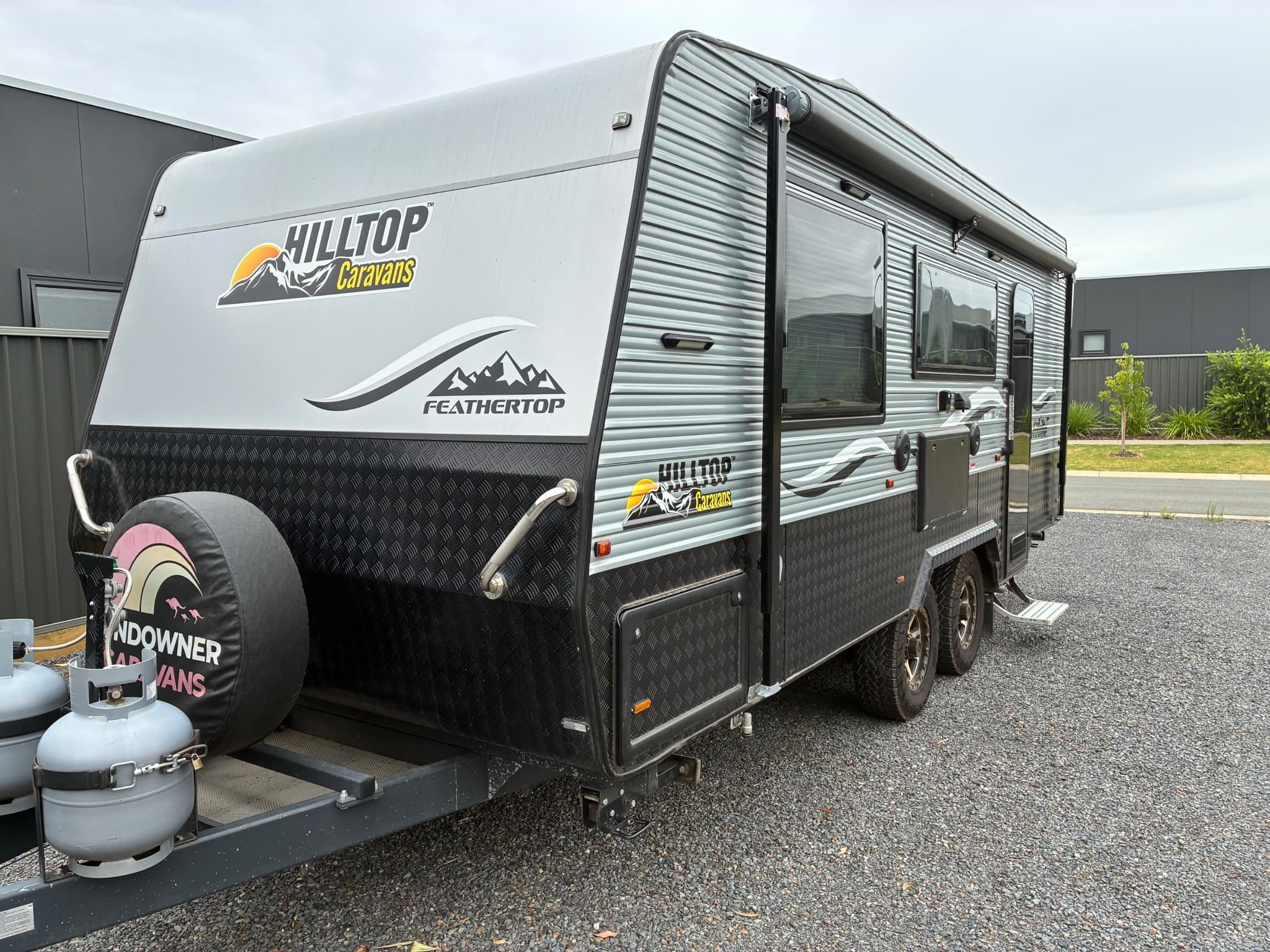2024 Hilltop Caravans Feathertop 19.6