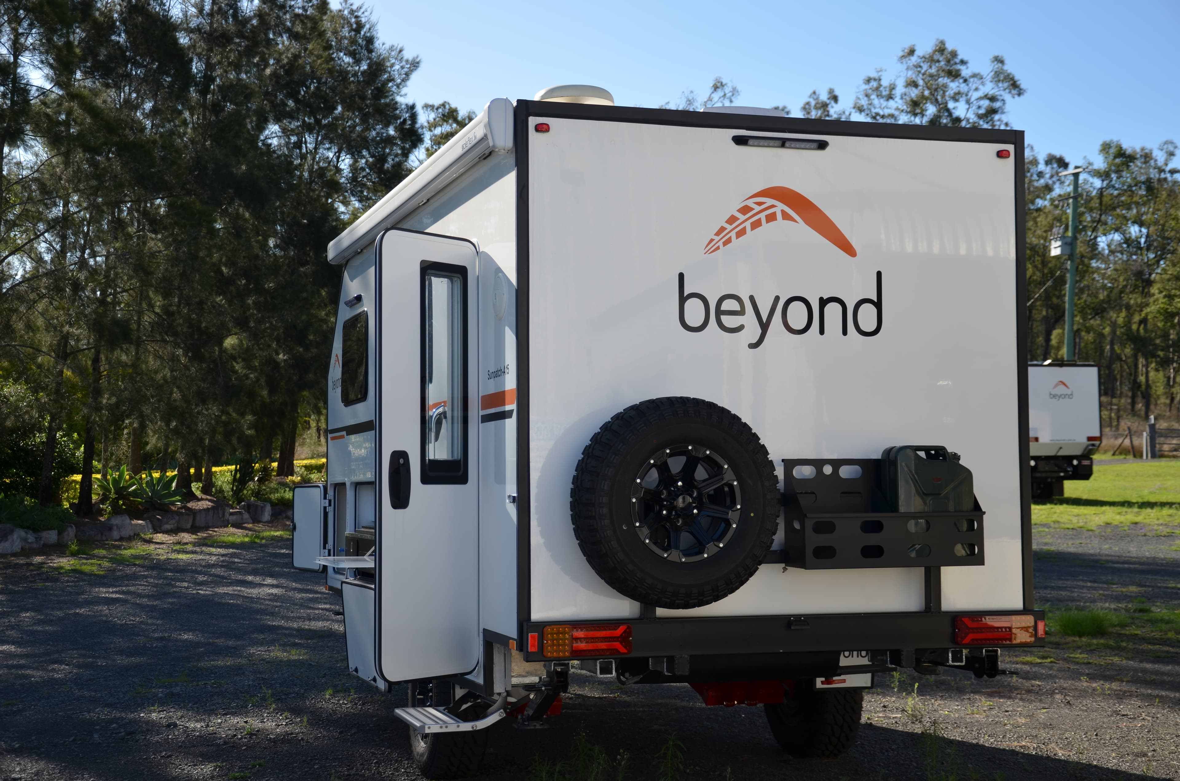 2025 Beyond RV Sunpatch 15XC Couples Offroad Van — photo 3