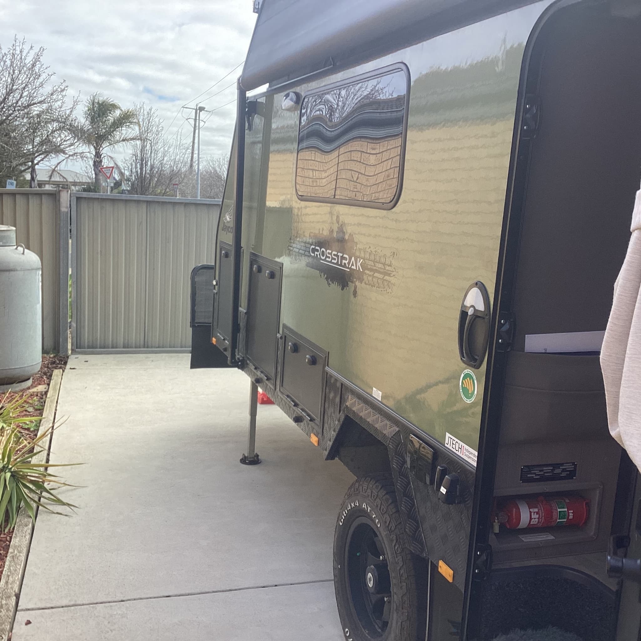 2024 Jayco Crosstrak Hybrid 16.48-3 — photo 2