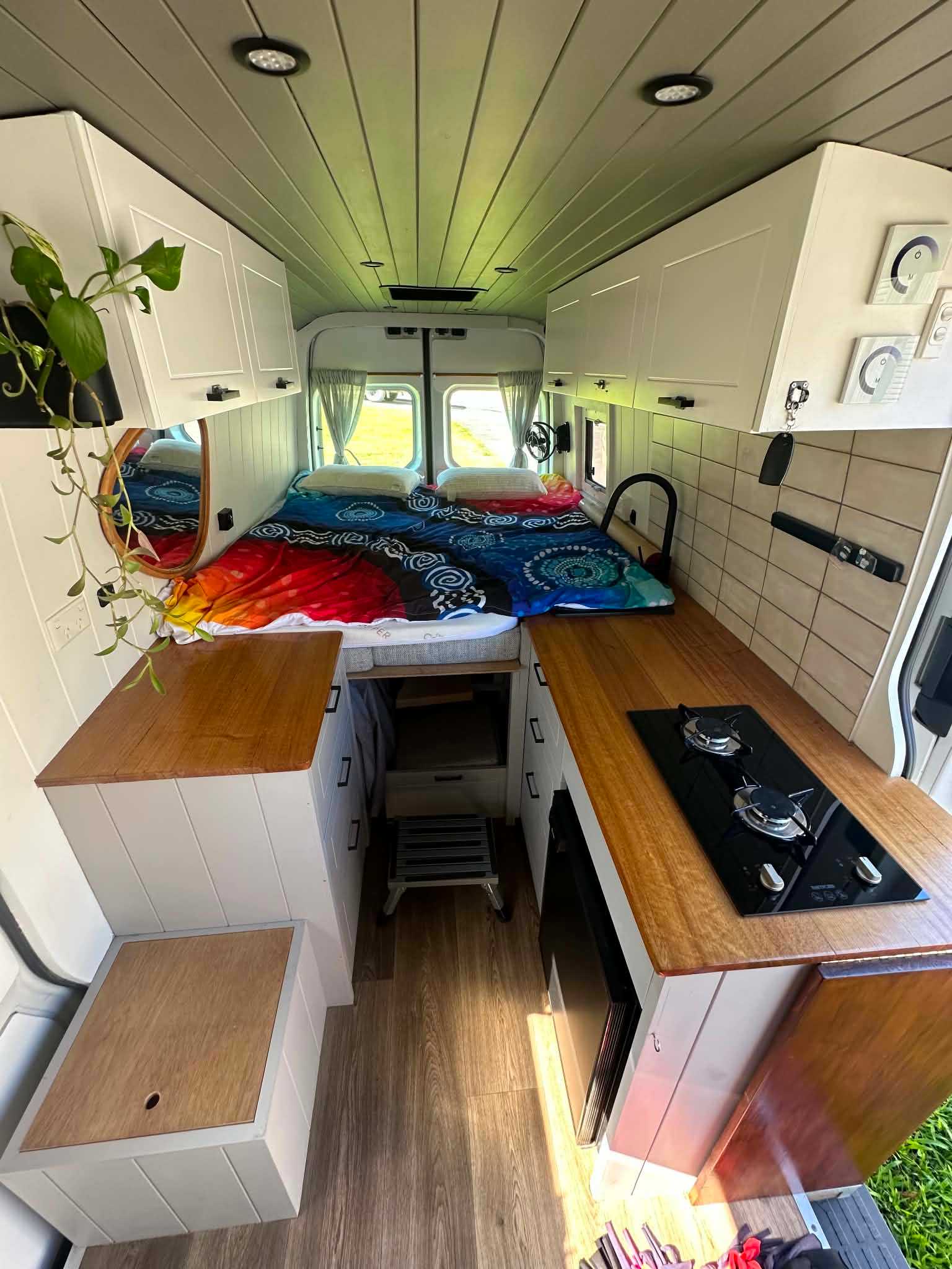 2021 Volkswagen VW CRAFTER LWB High Roof Campervan — photo 2