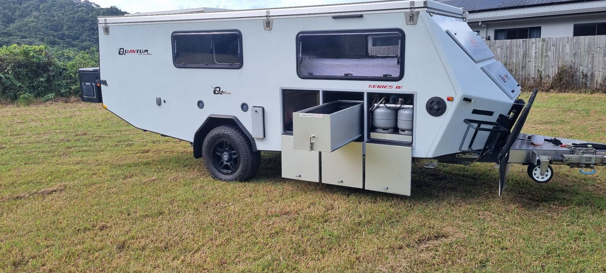 2016 Australian Off Road Quantum 5.5m Plus (18ft)