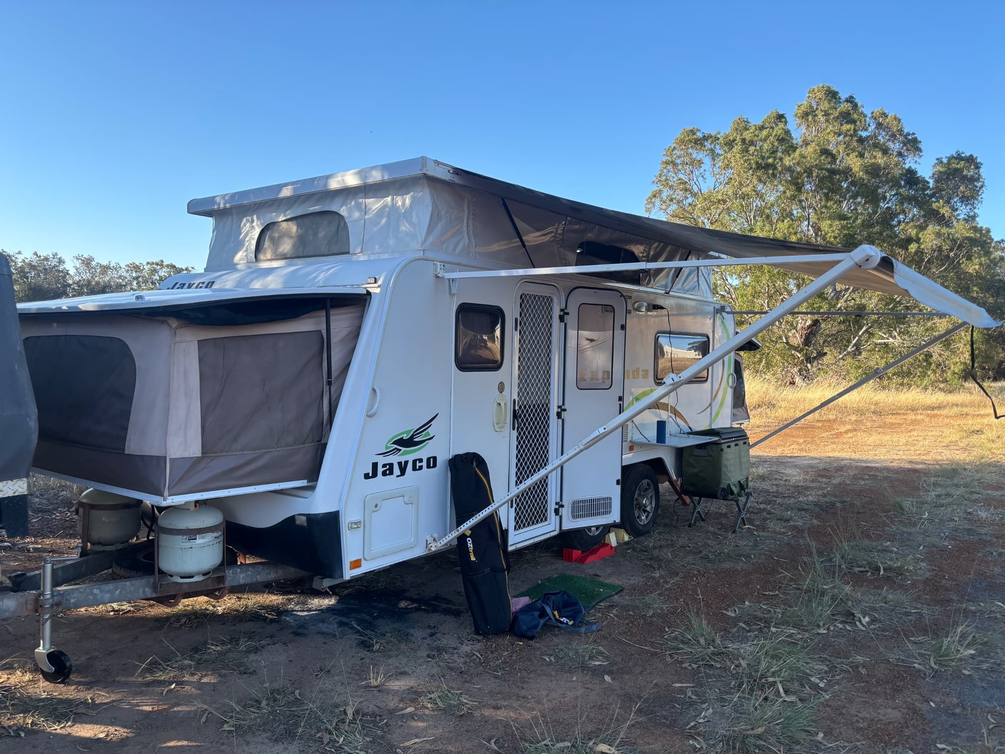 2010 Jayco Expanda 17.56-2 — photo 2