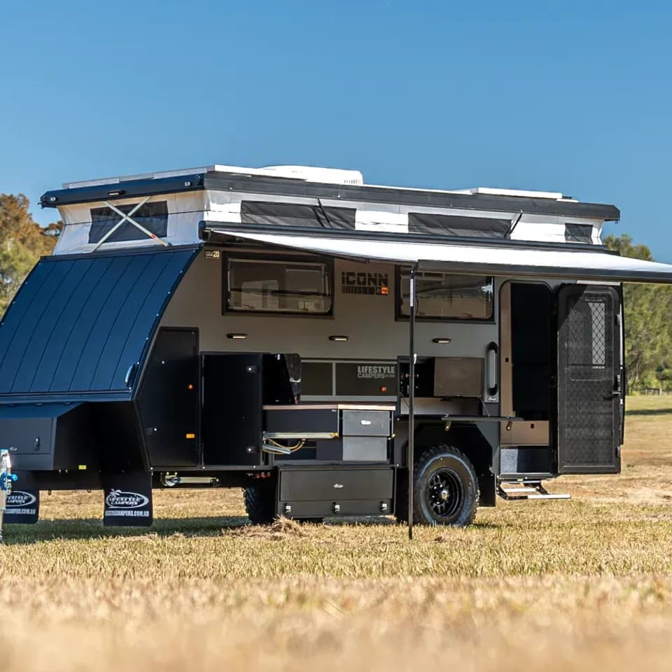 2023 Lifestyle Campers Iconn E4