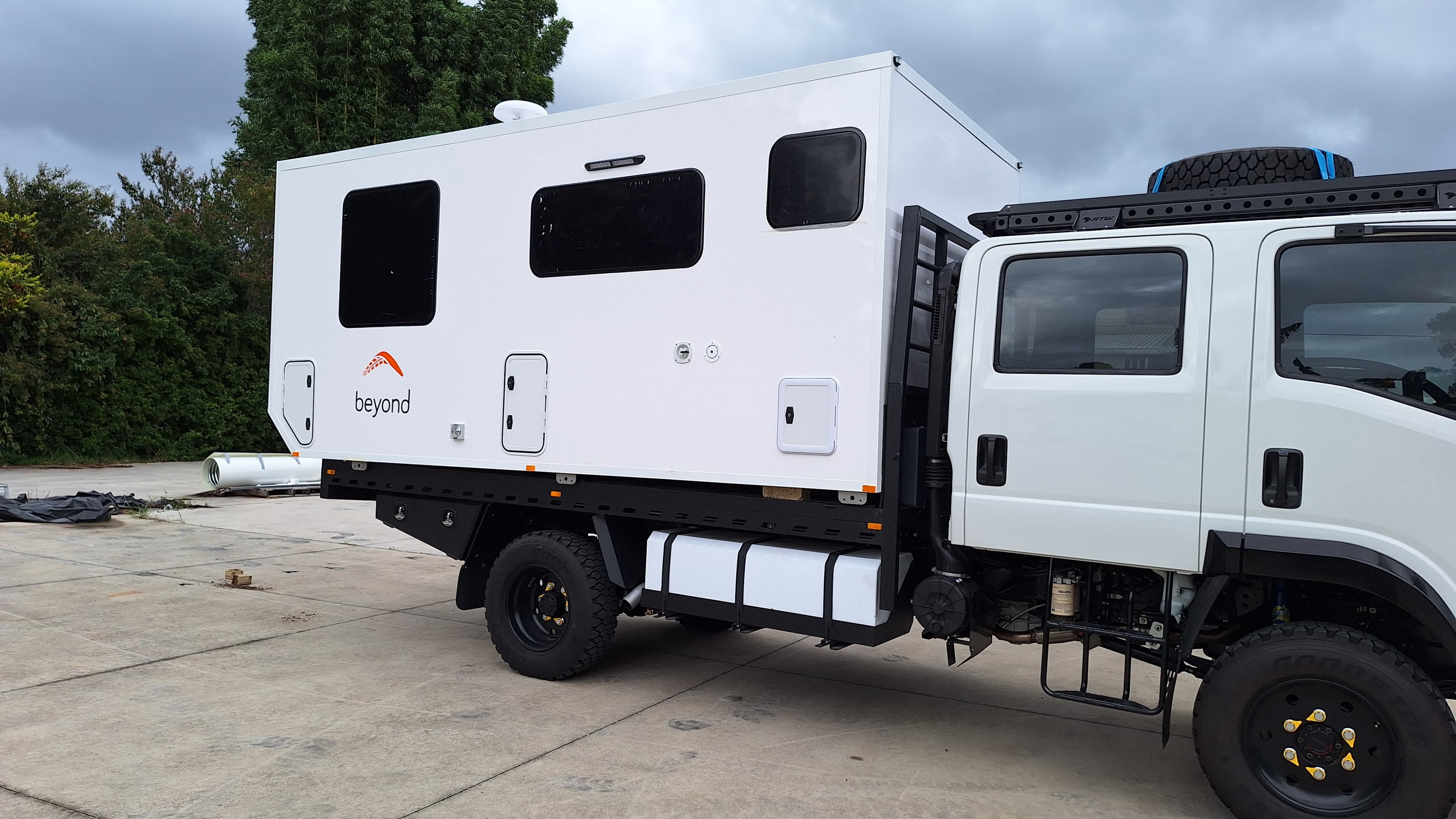 2025 Beyond RV 4.7m Truck Camper — photo 3