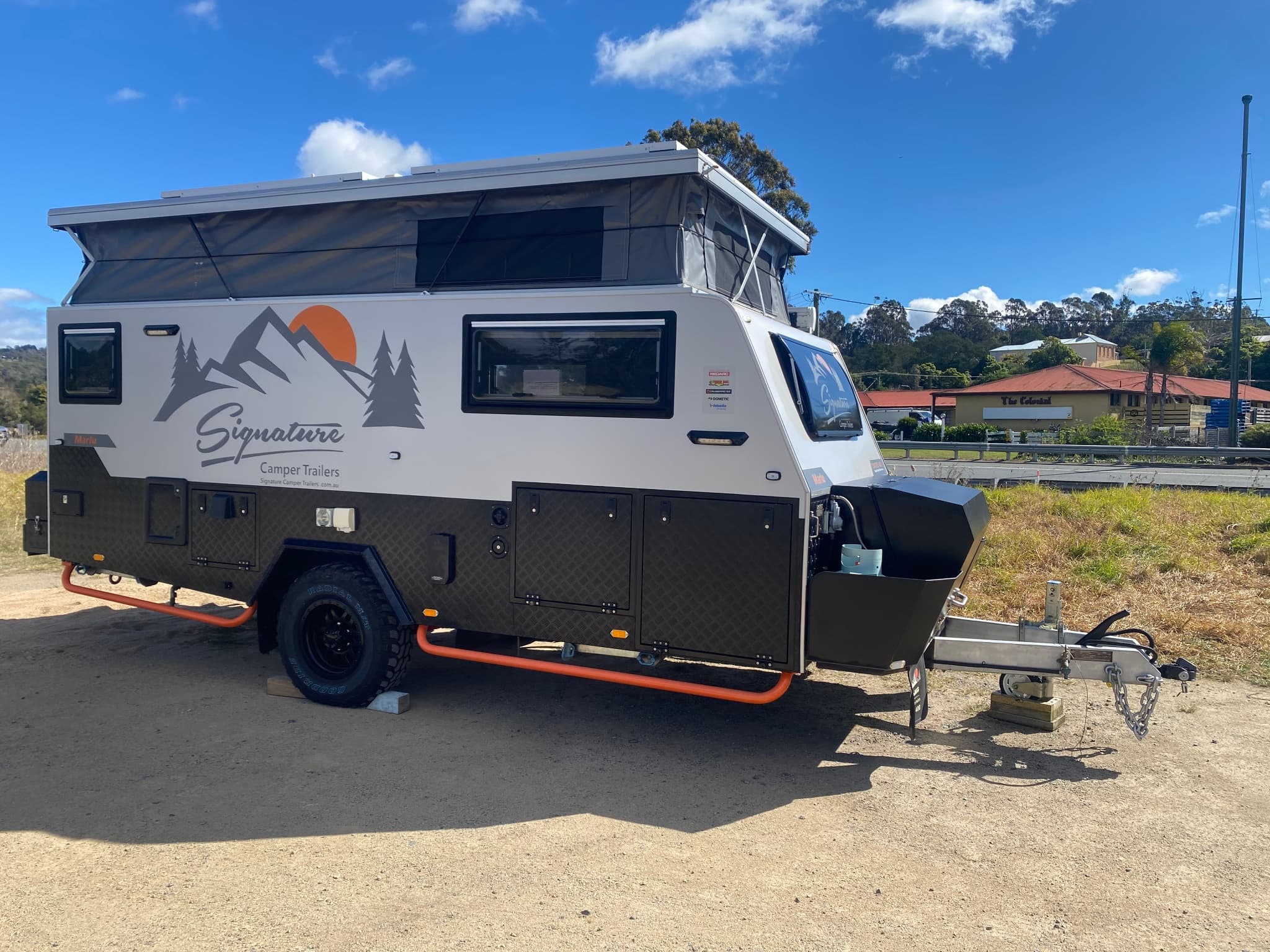 2024 Signature Camper Trailers Marlu