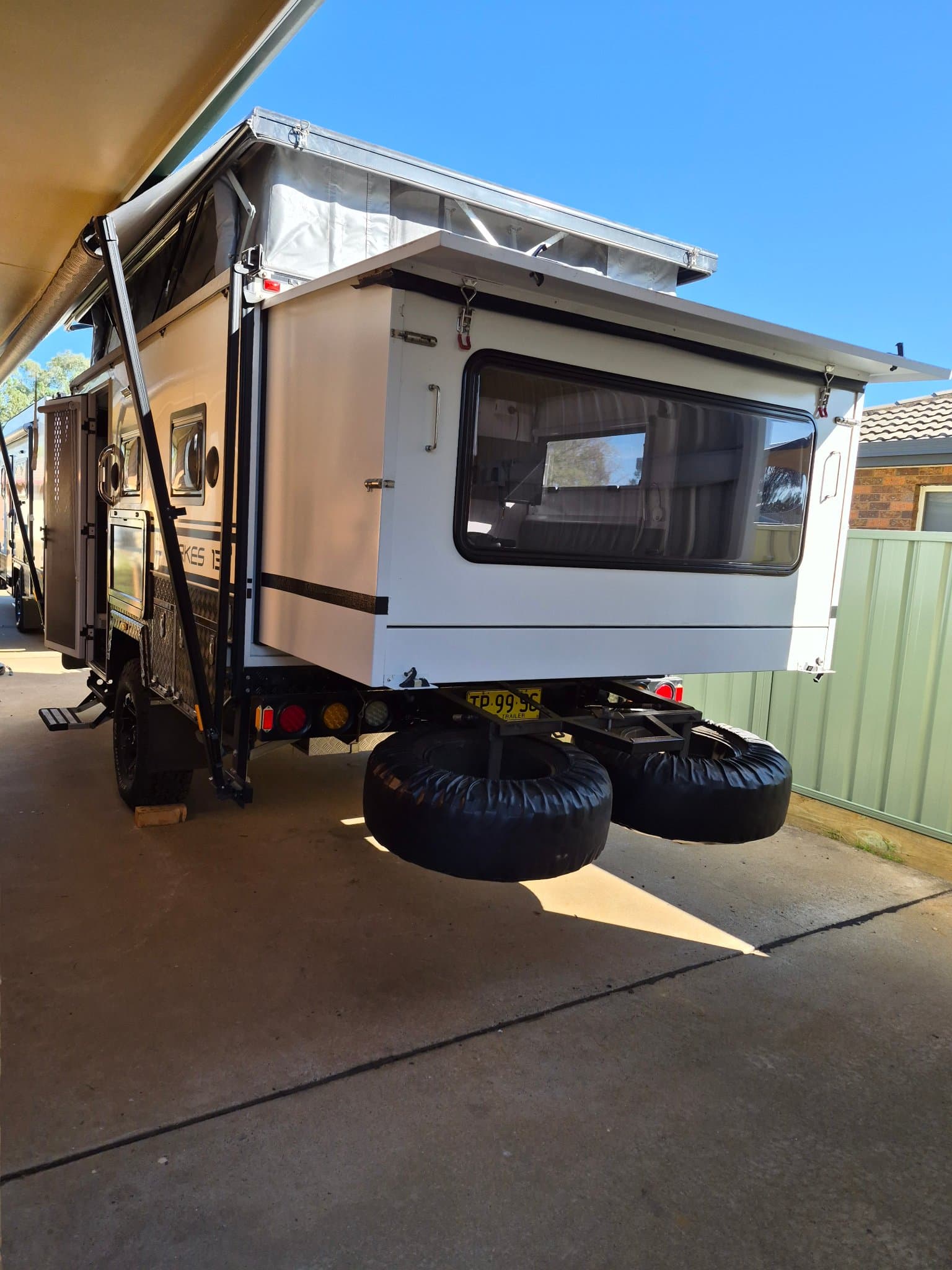 2017 EzyTrail Campers Parkes 13 MK2 ES — photo 2