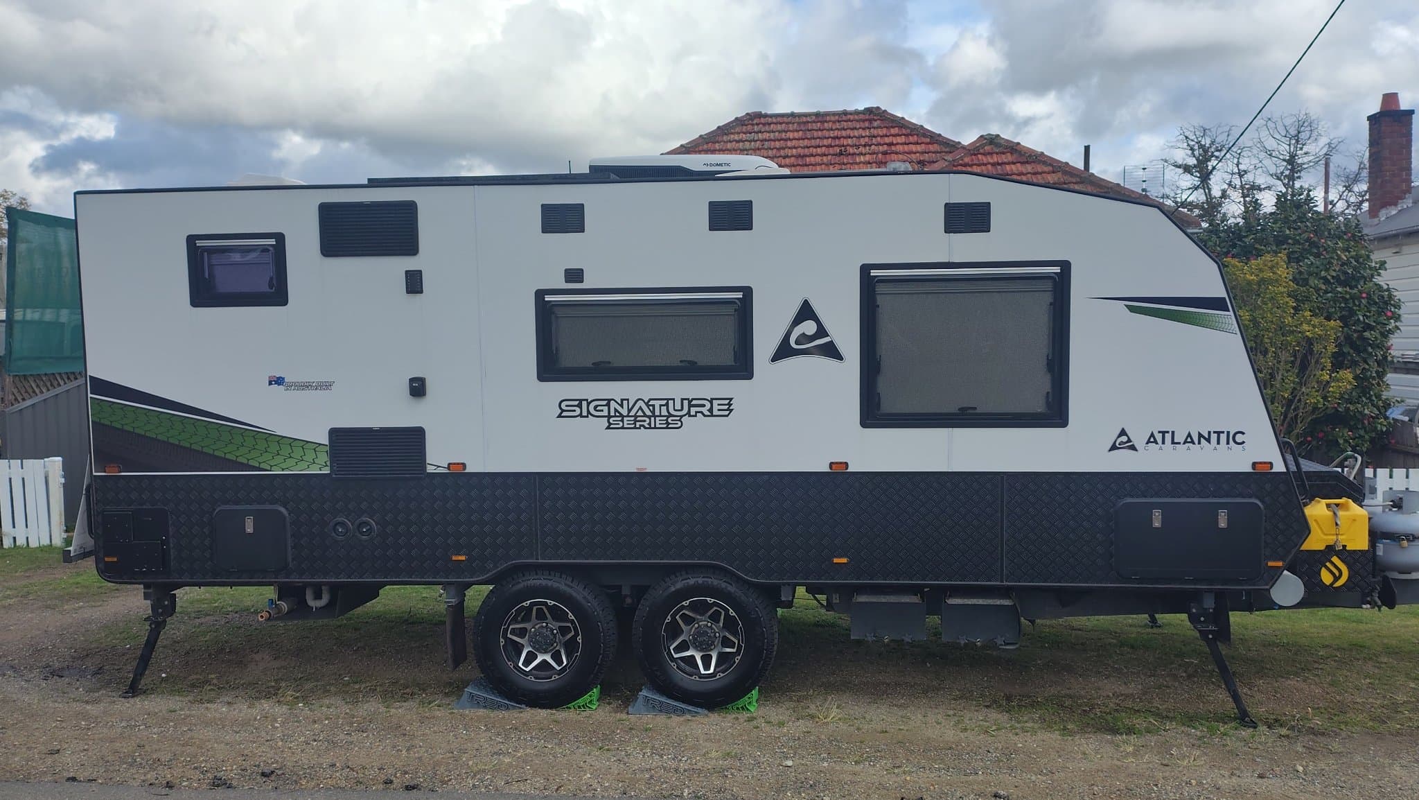 2022 Atlantic Caravans Signature Series 20'6 ft — photo 2