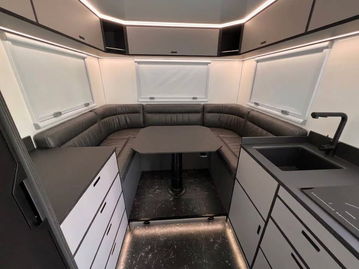 2026 Custom Pod Camper Fits Unimog - Sprinter - Isuzu NPS - Fuso - Iveco Daily 4x4 — photo 2