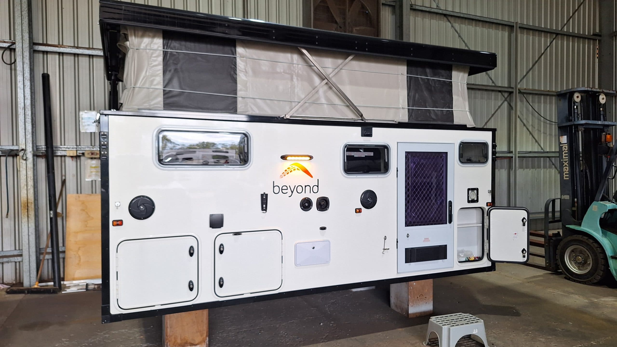 2025 Beyond RV 3.5m Poptop Truck Camper