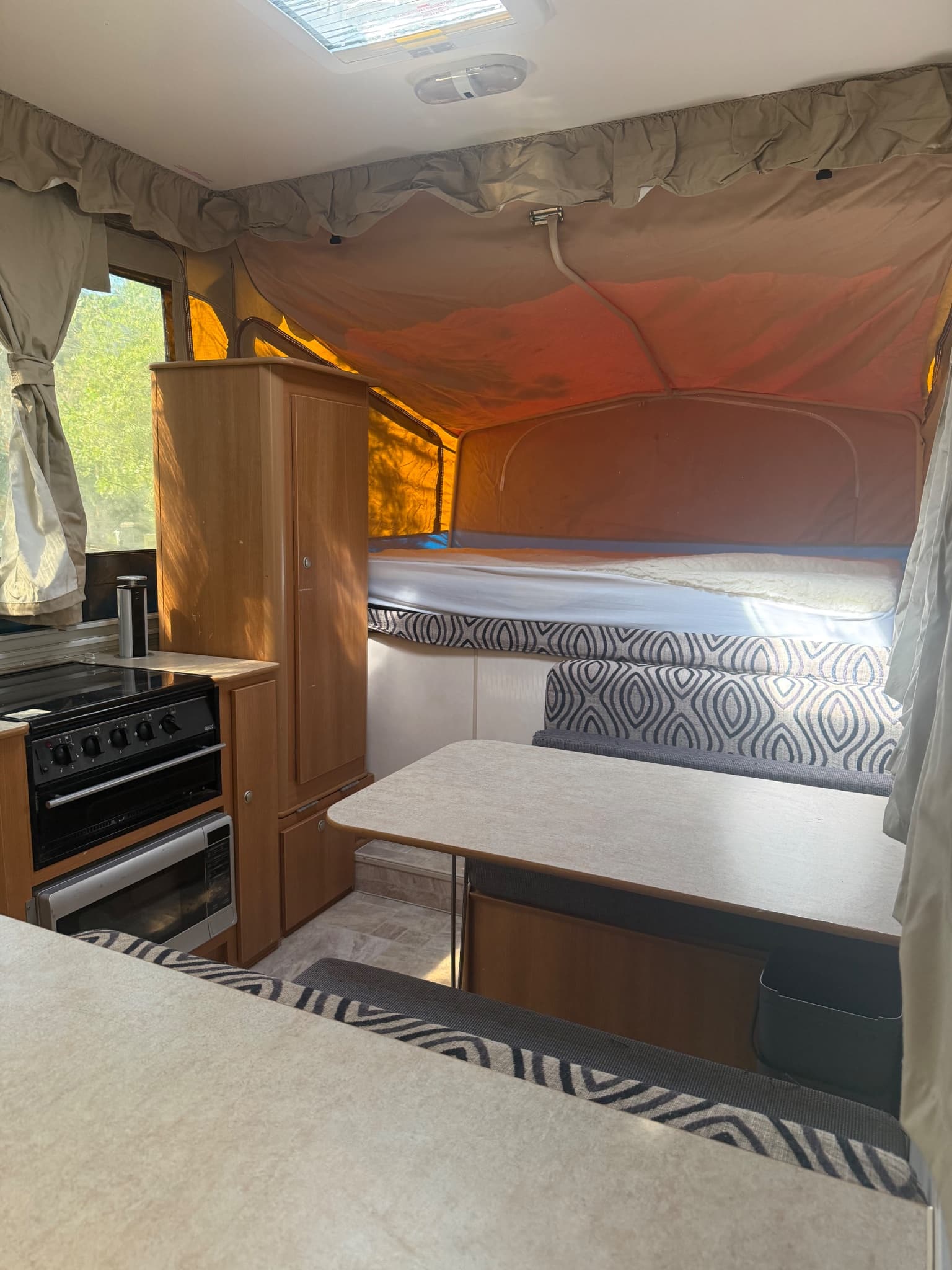 2009 Jayco Swan Tourer — photo 2