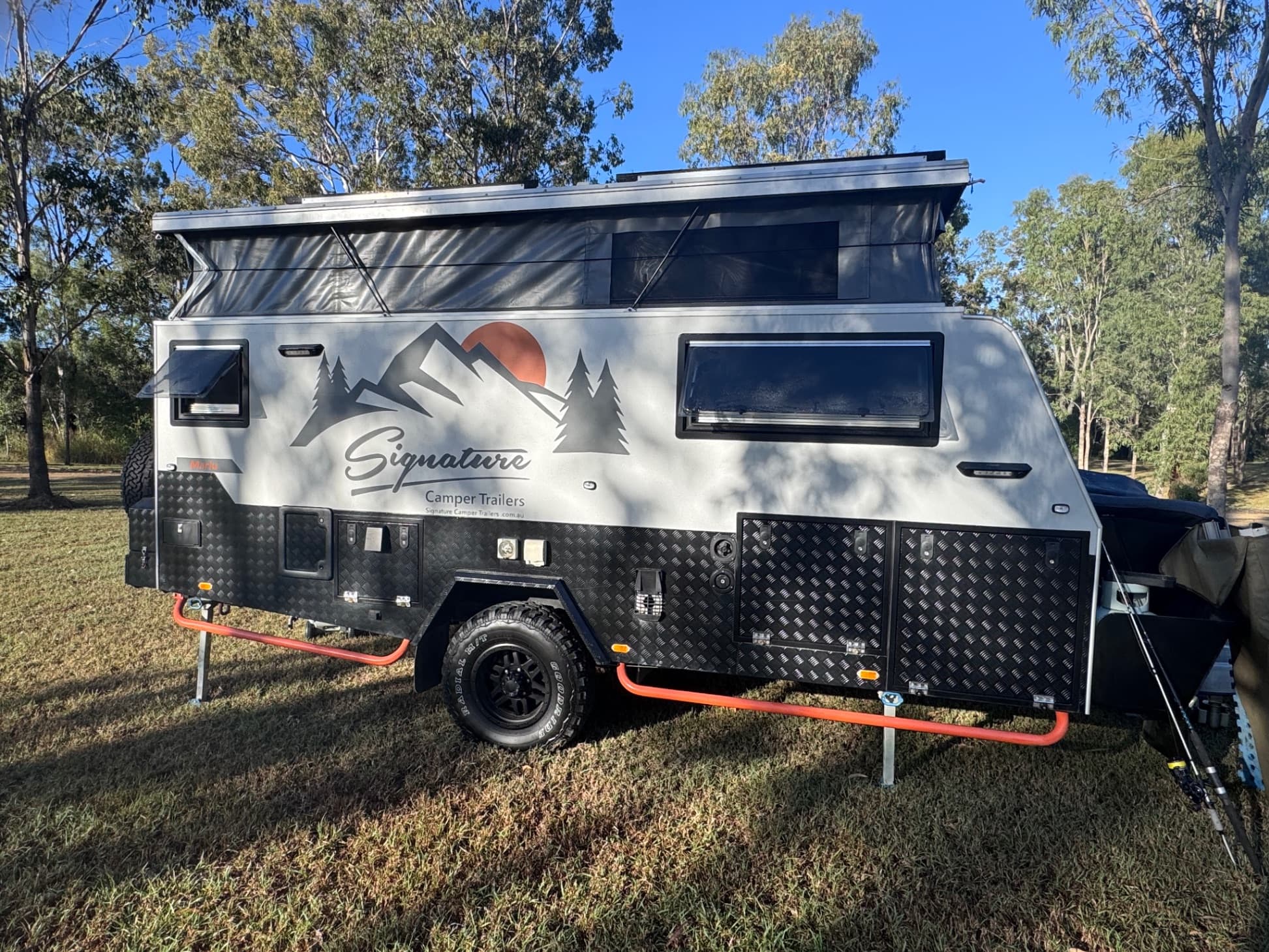 2024 Signature Camper Trailers Marlu