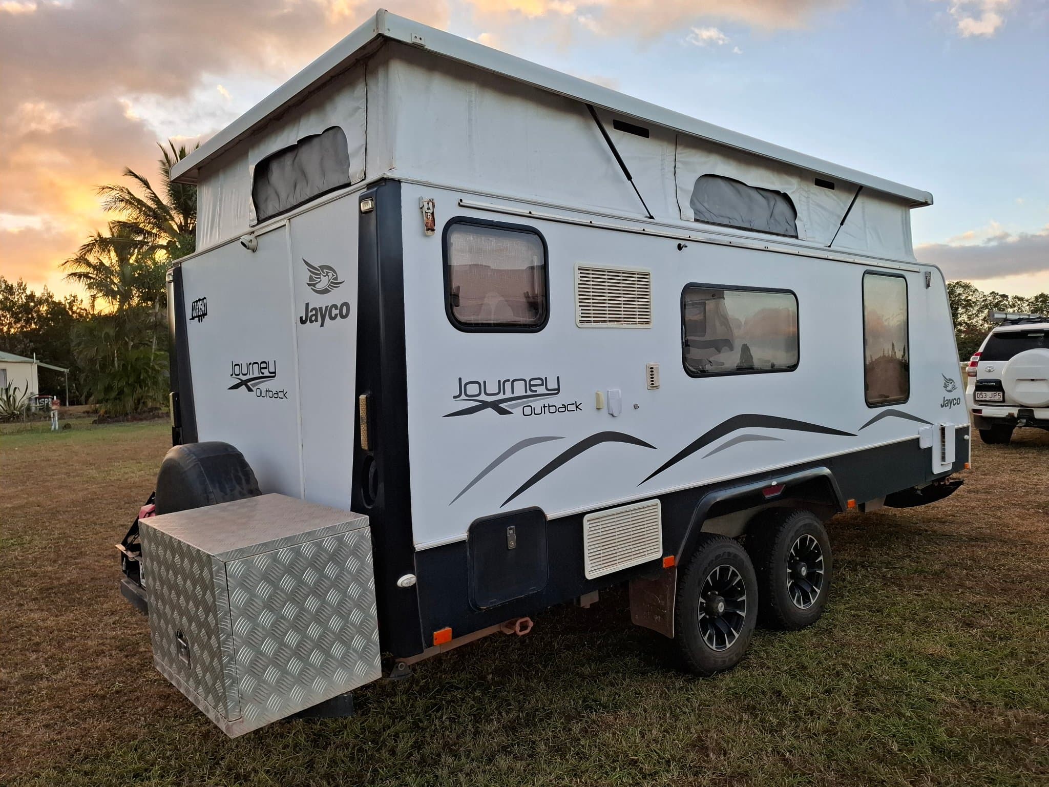 2014 Jayco Journey 17.55-8 Outback