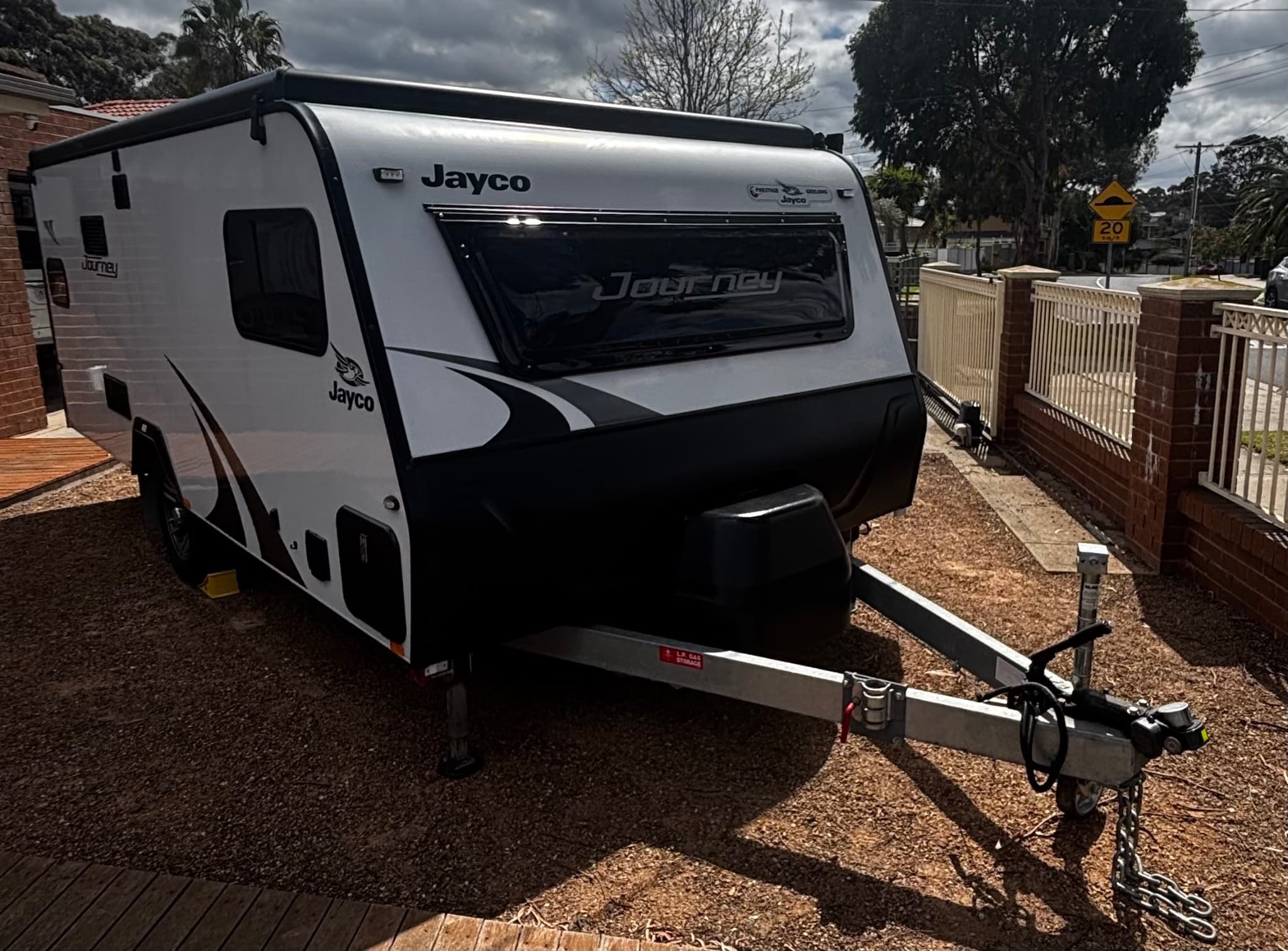 2023 Jayco Journey 15.48-6-JY