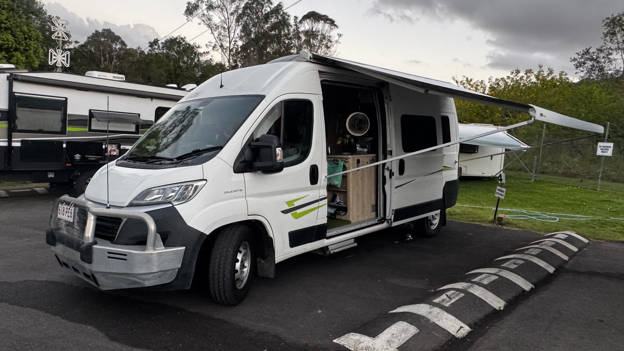 2018 Avan 500 Applause