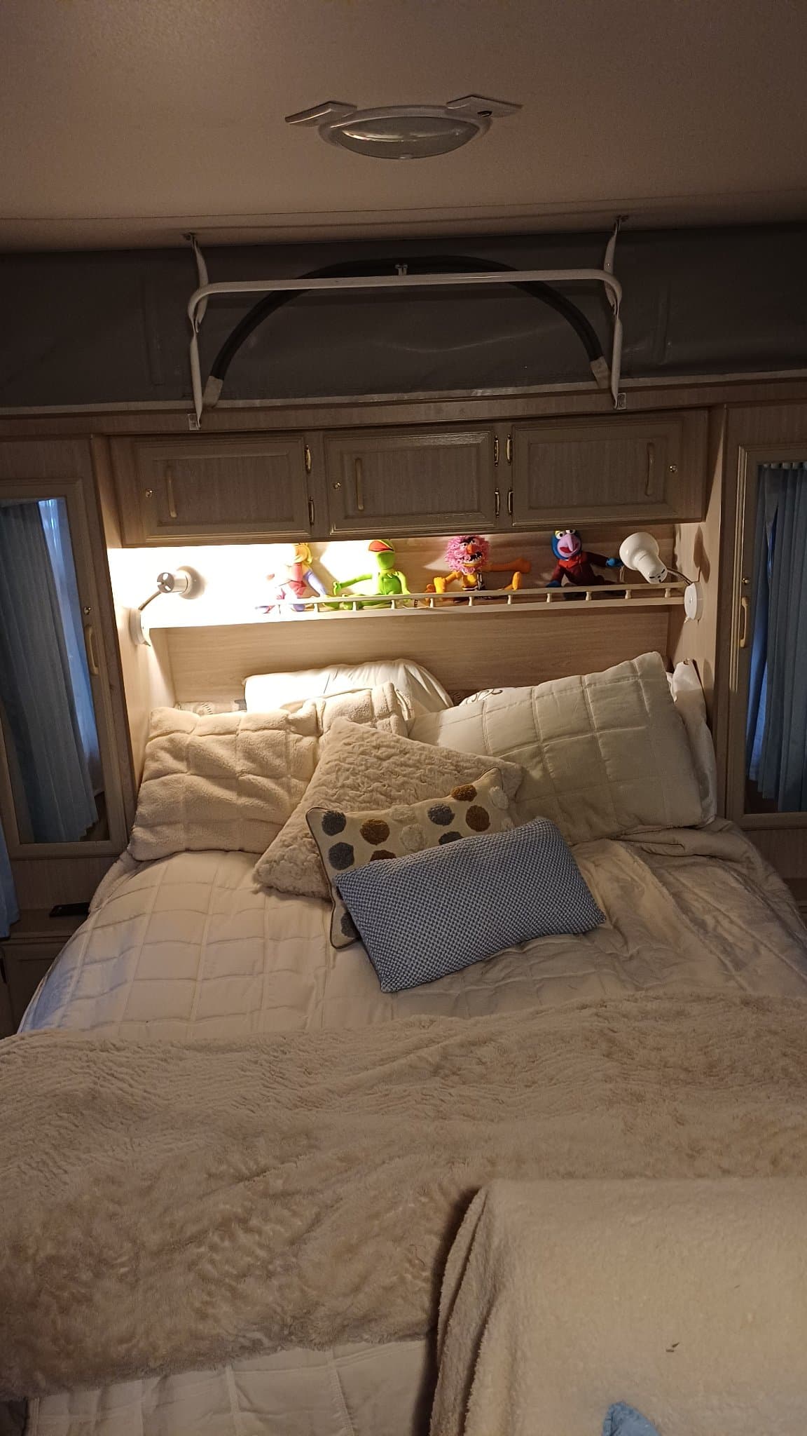 2000 Windsor Caravans Windcheater 2000 — photo 2