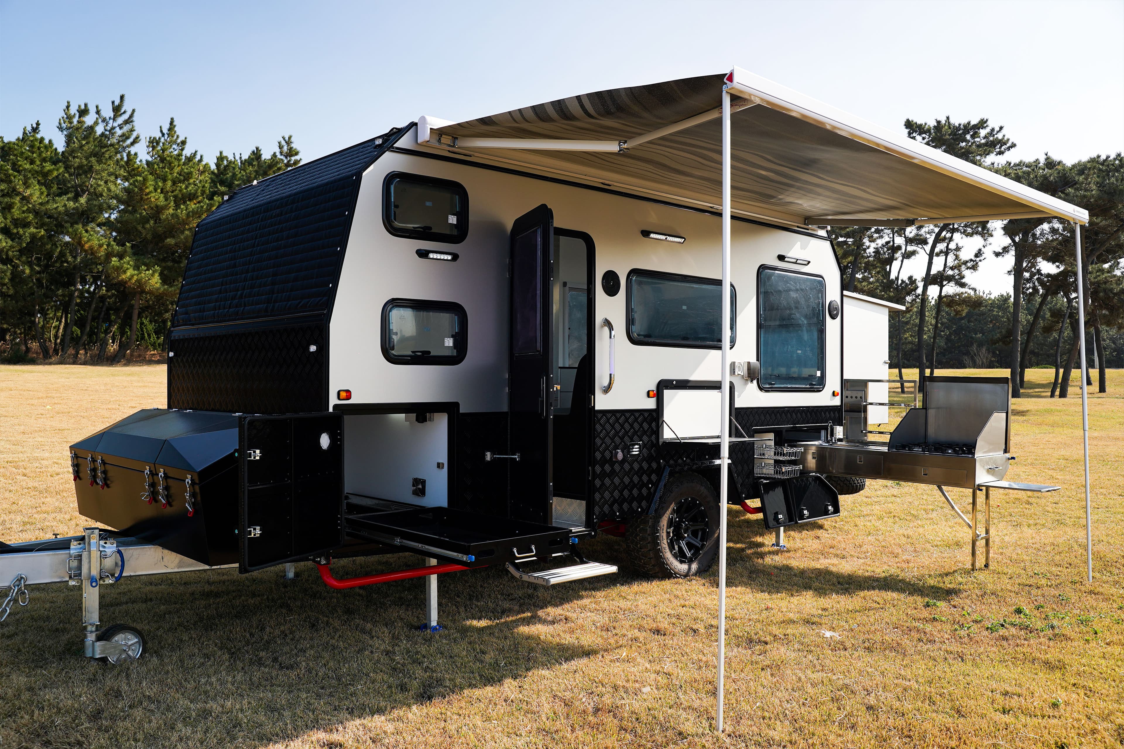 Order Custom 15 Ft Campers Made in Brisbane, Queensland