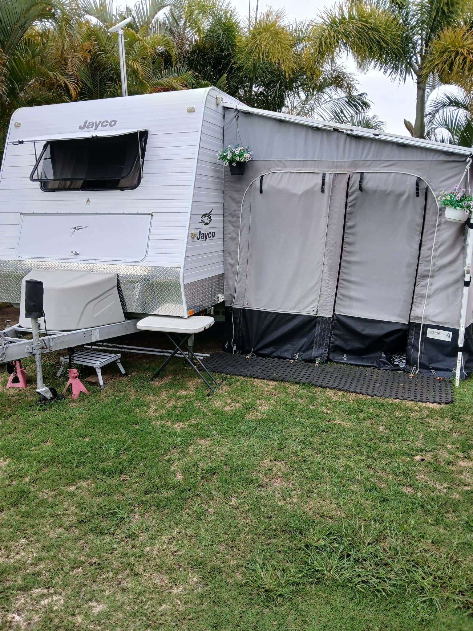 2012 Jayco Starcraft 16.51-3 — photo 2