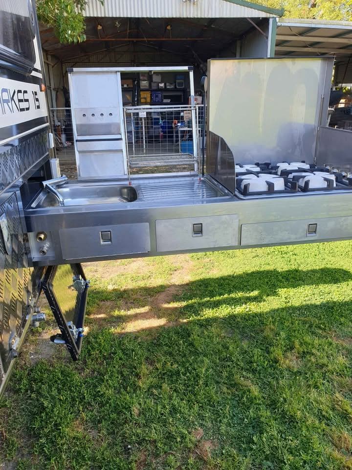 2020 EzyTrail Campers Parkes 15 MK3 Lounge — photo 2