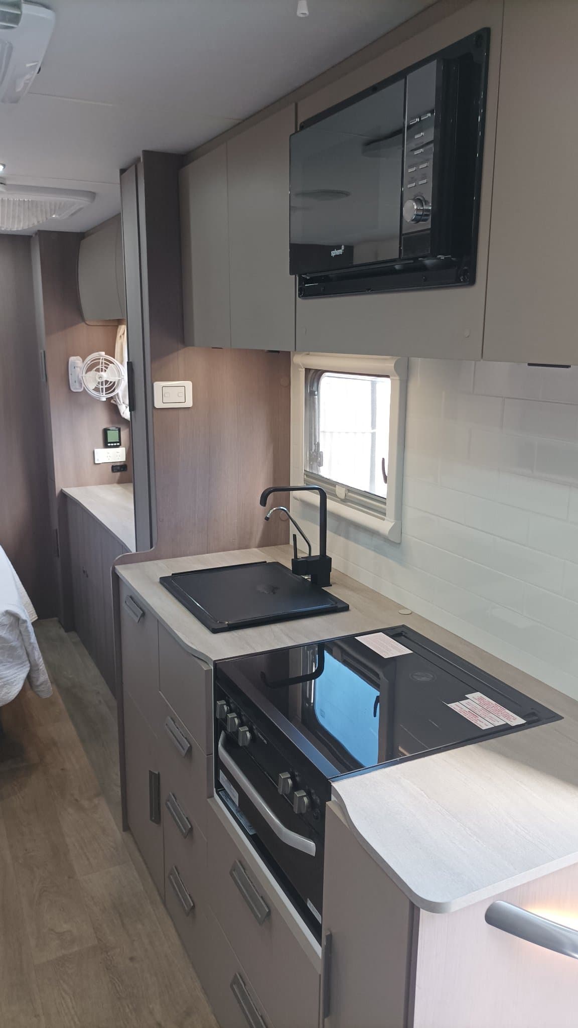2024 Jayco Conquest 25.3 — photo 2