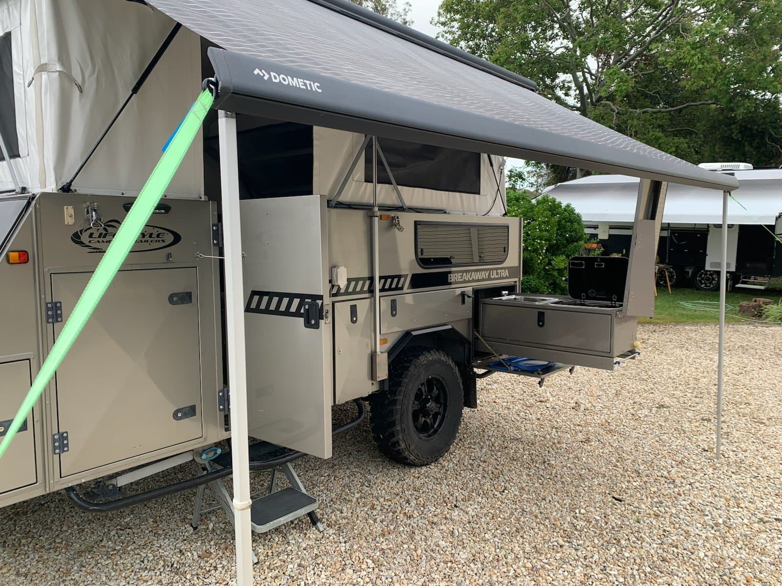 2019 Lifestyle Campers Breakaway Ultra — photo 3