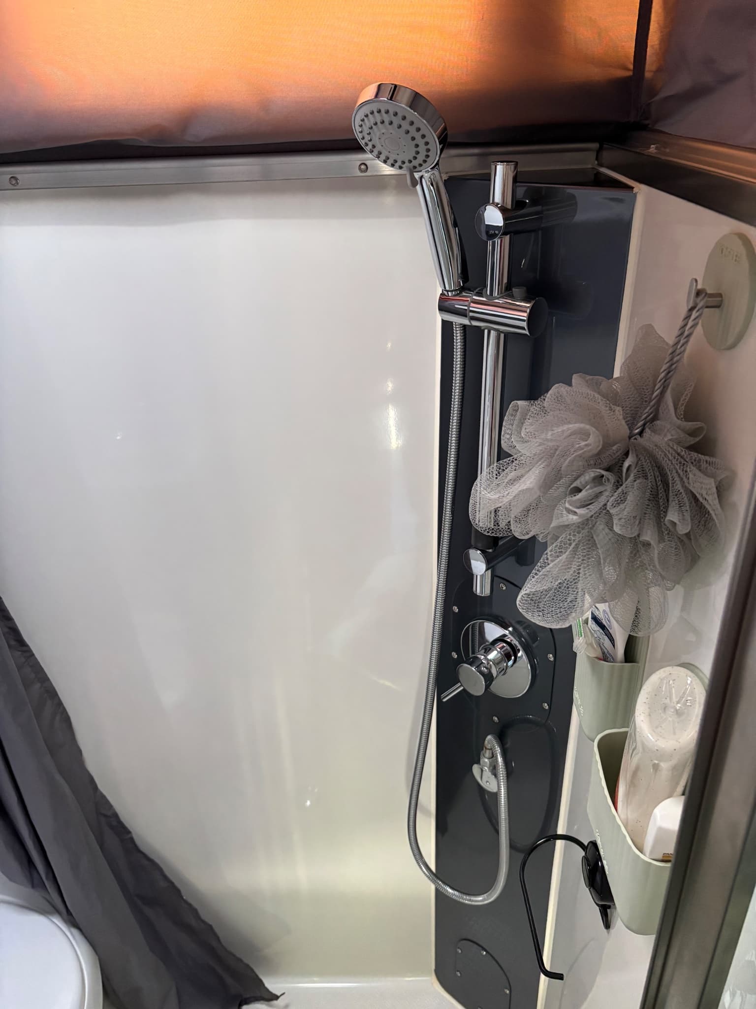2021 Austrack Campers Tanami X11 Hybrid Offroad Camper — photo 3