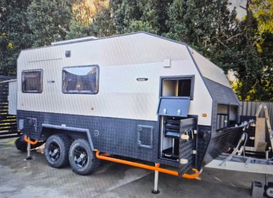 2023 Highline Caravans Matrix off road