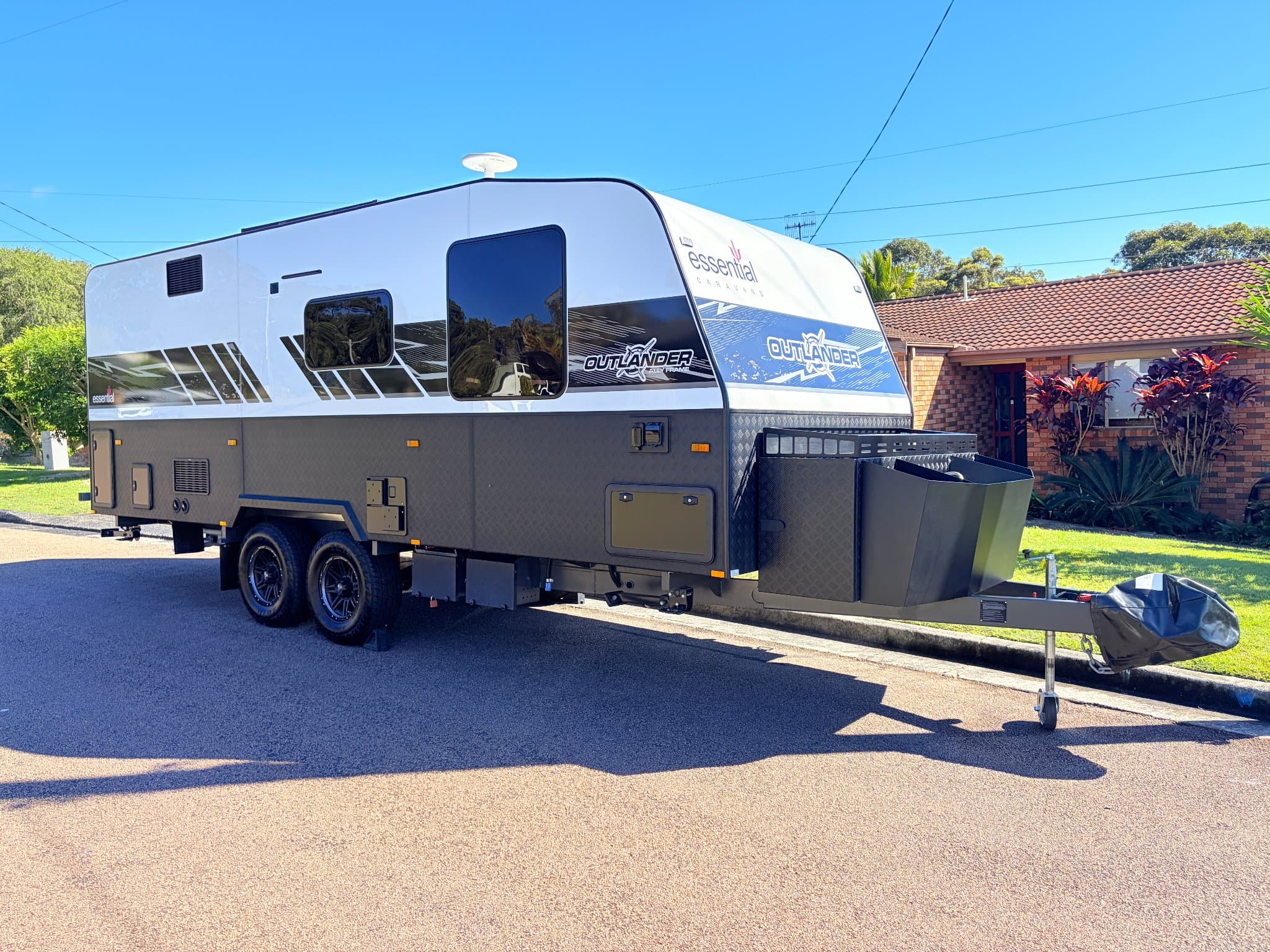 2025 Essential Caravans Outlander Off Road V5-2 20'6"