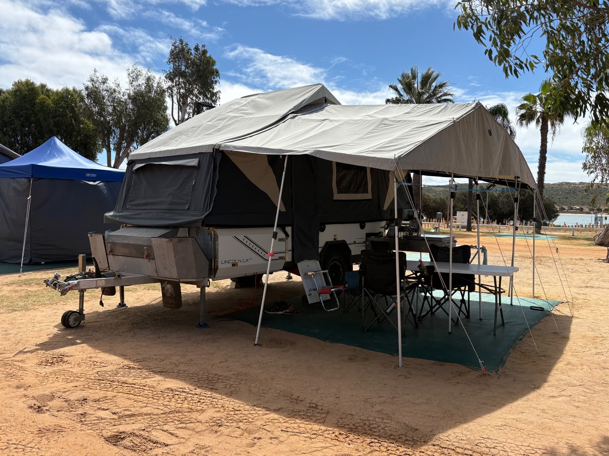 2018 EzyTrail Campers Lincoln Lx MK2 — photo 2