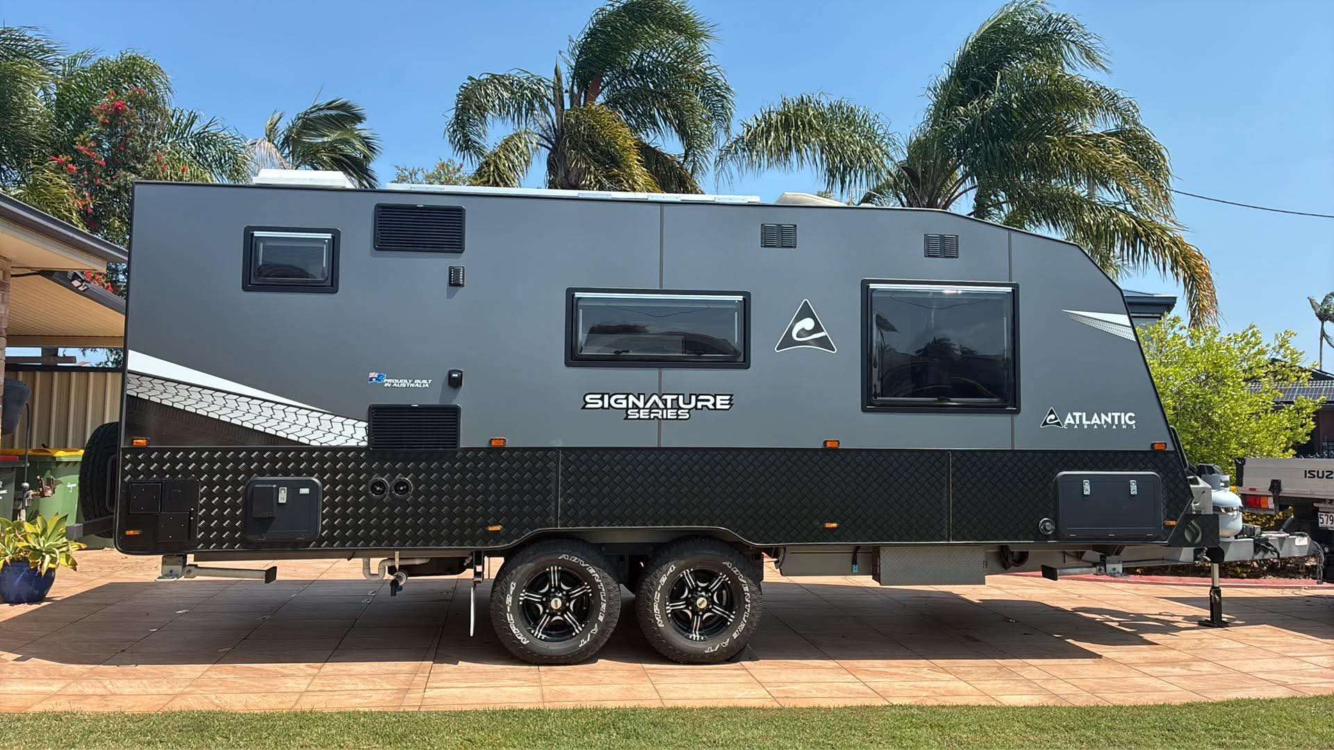 2022 Atlantic Caravans Signature Series 20'6 ft