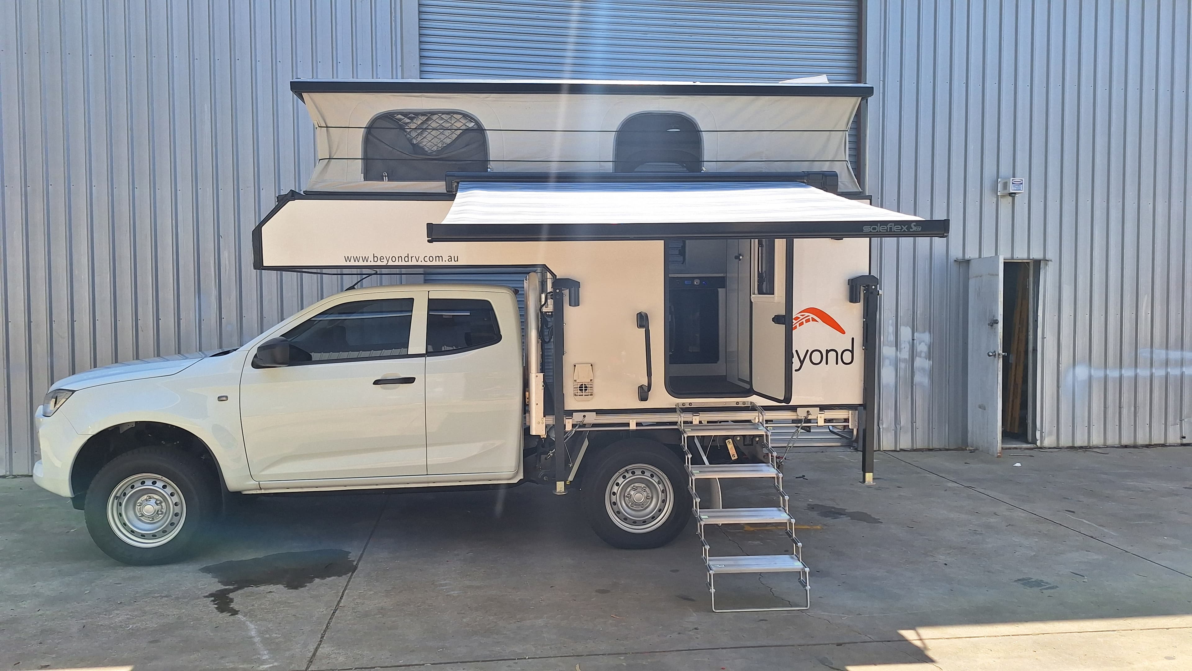 2025 Beyond RV 7ft Electric Pop top Ute Slide-on Camper — photo 2