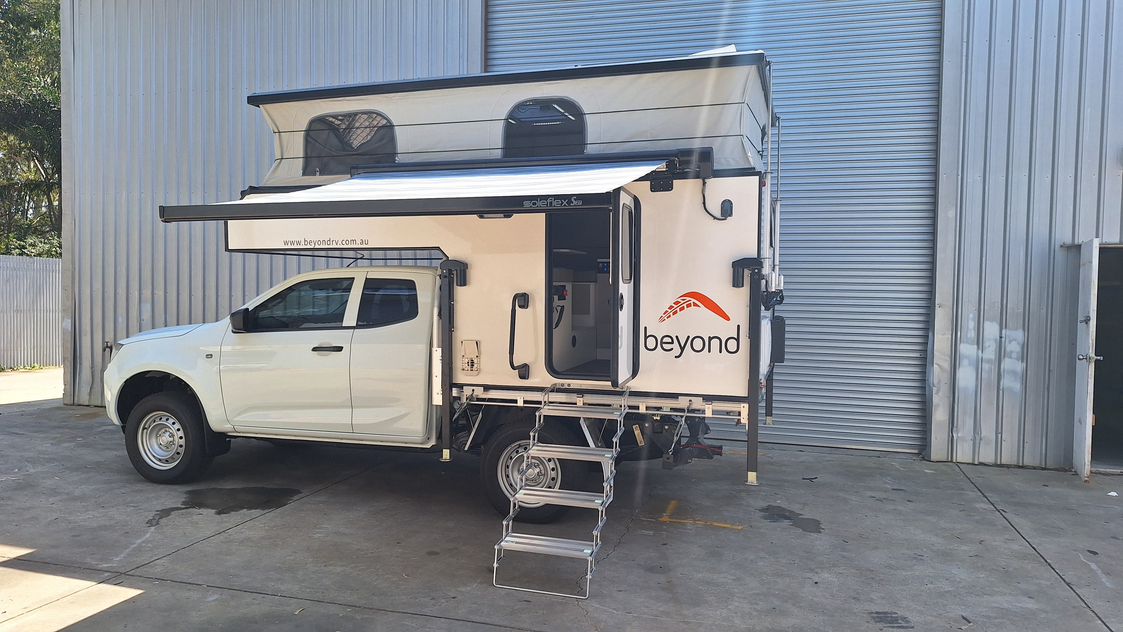 2025 Beyond RV 7ft Electric Pop top Ute Slide-on Camper — photo 3