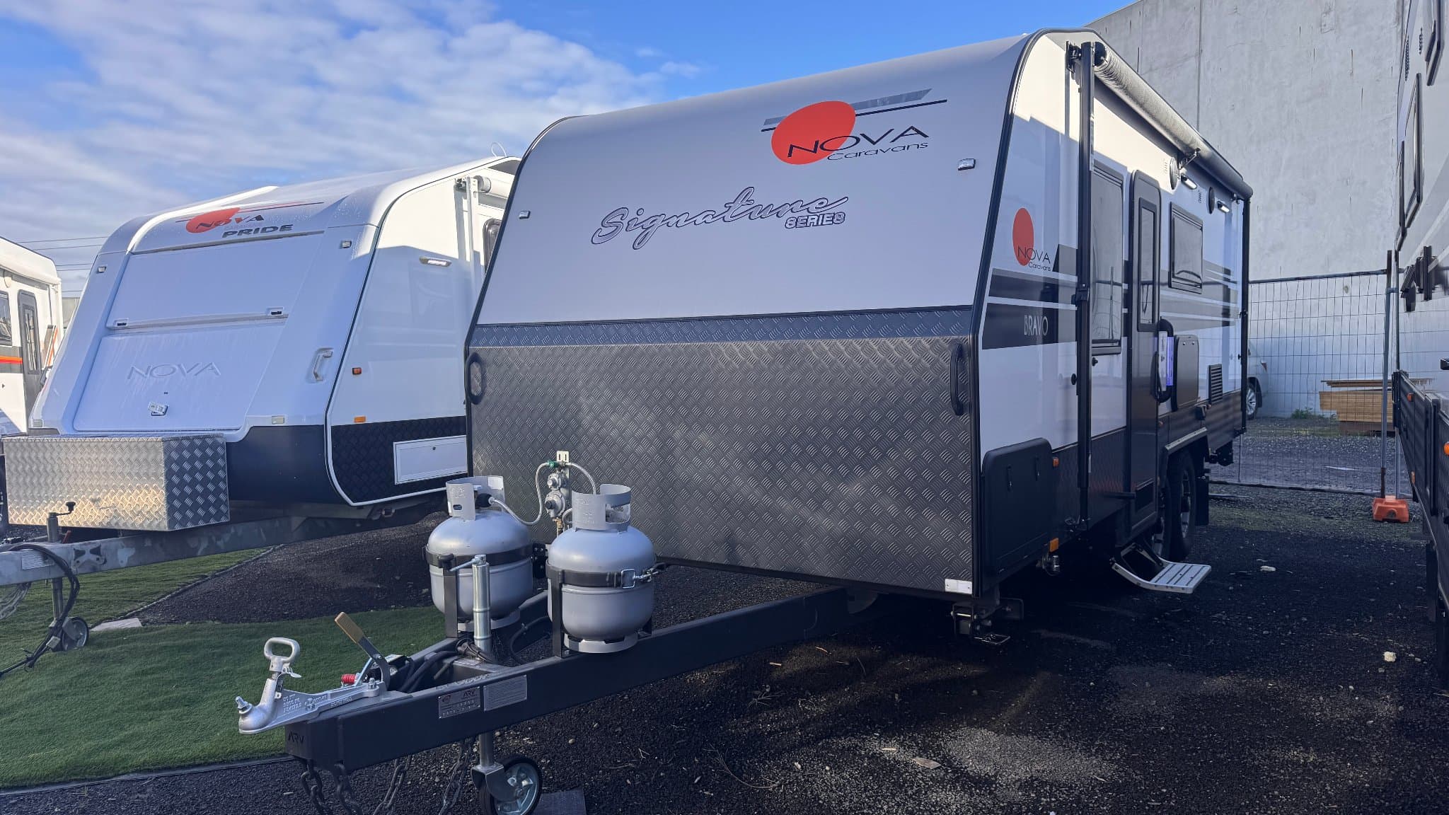2025 Nova Caravans Bravo 633-4C Workabout