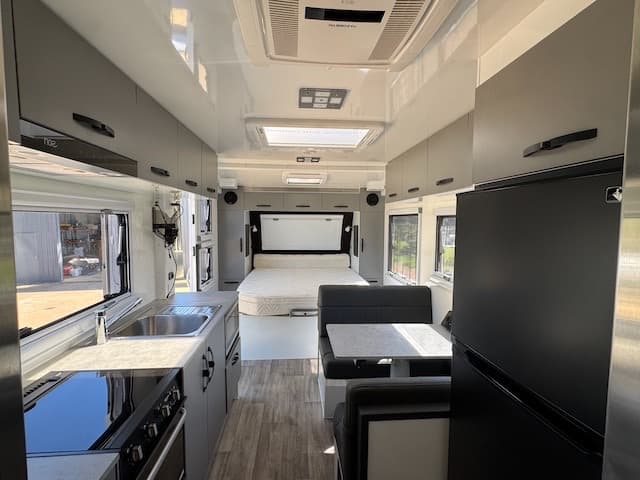 2021 Mountain Trail RV FXV 6.5 — photo 2
