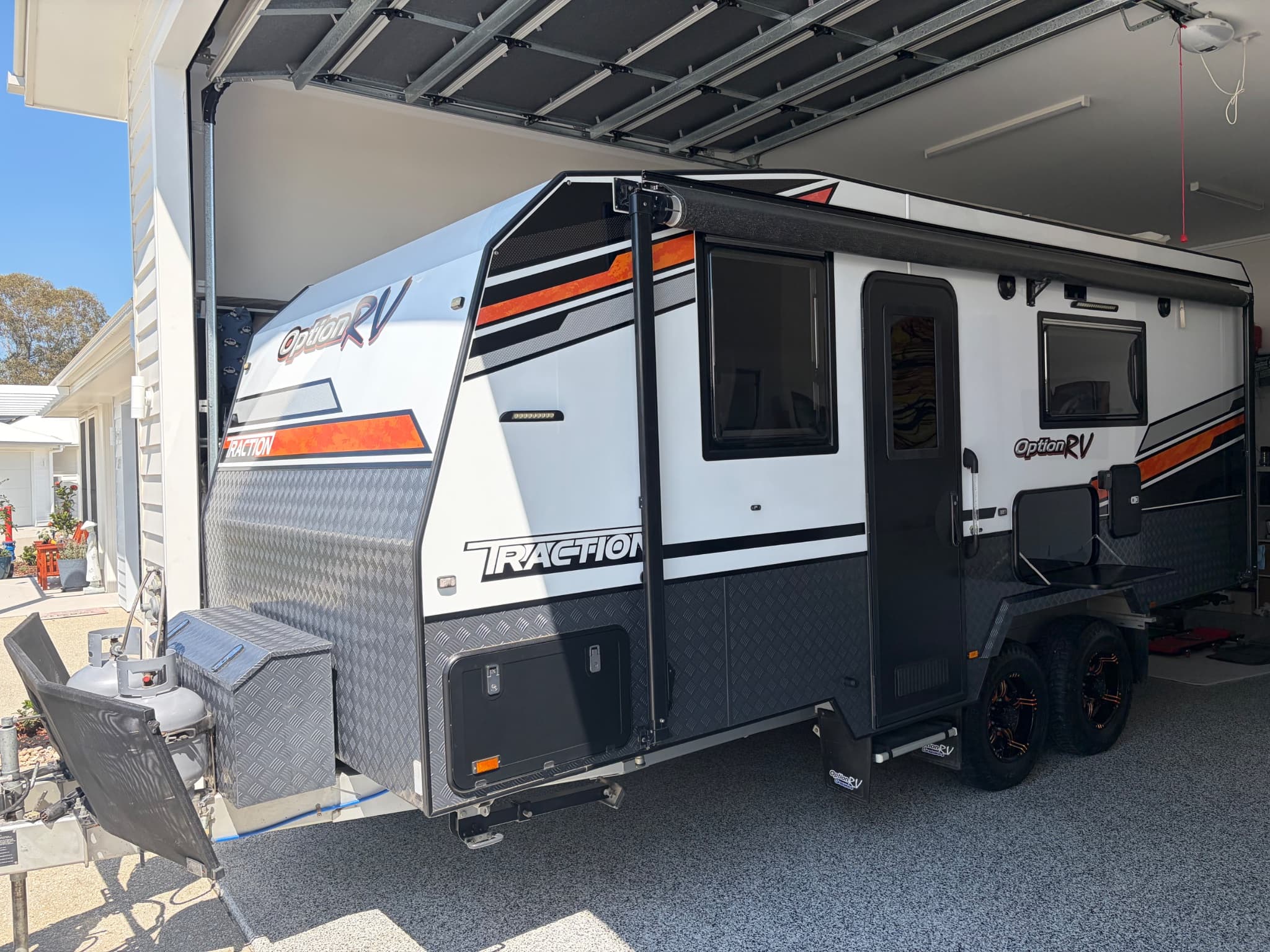 2019 Option RV Traction 19'6