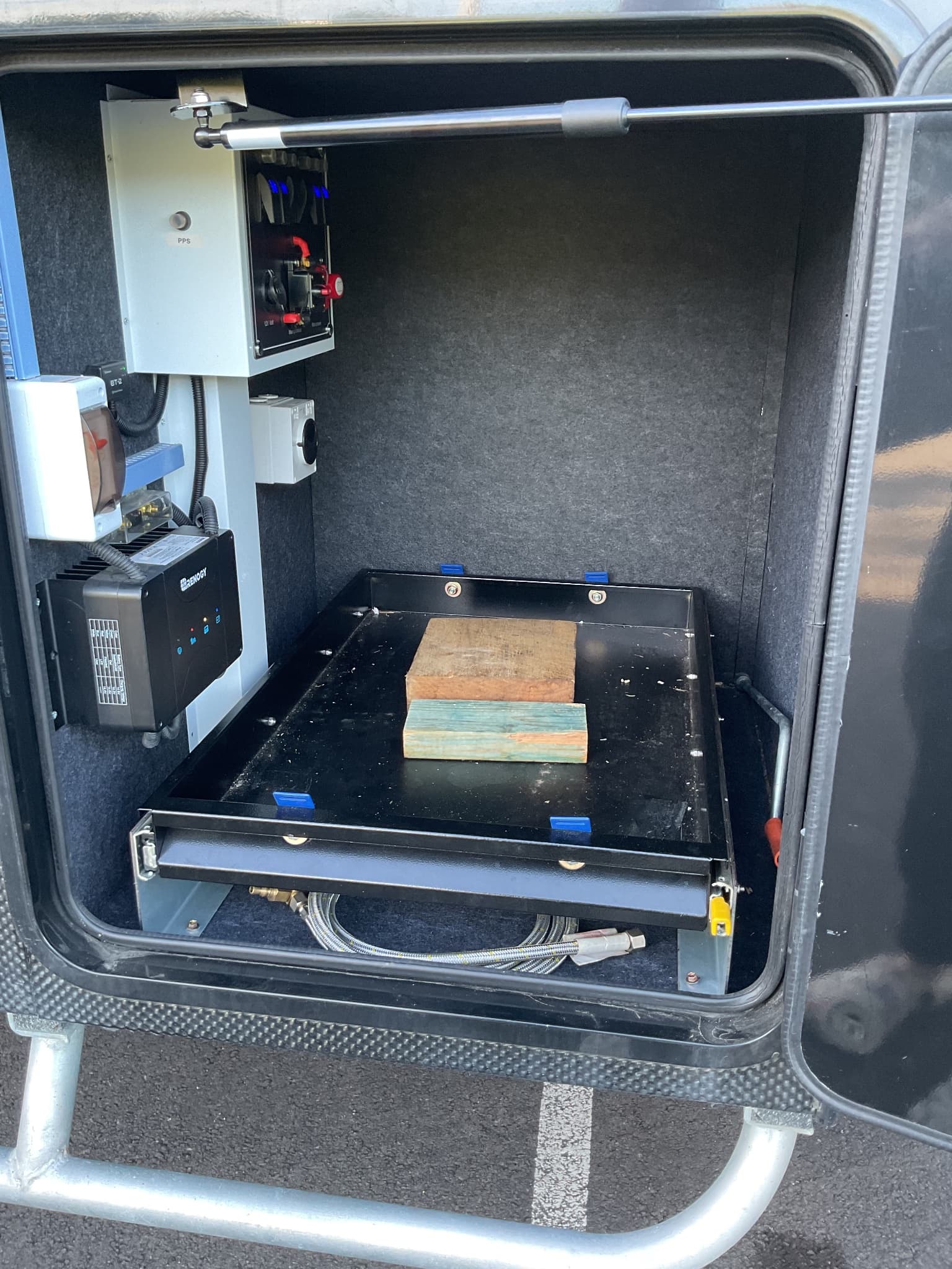 2024 Blue Tongue Campers XH15 — photo 3