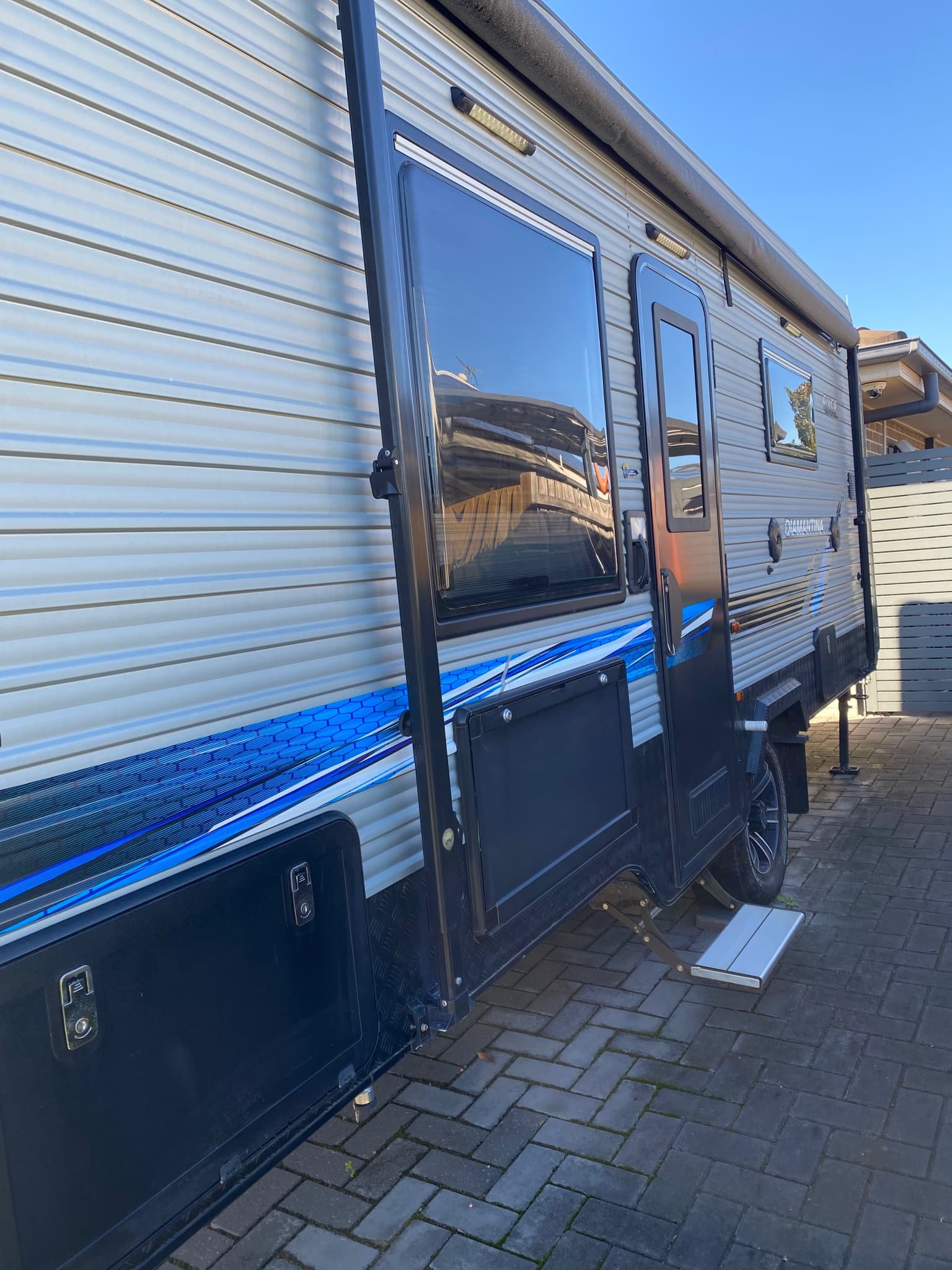 2021 River Caravans Diamantina 18'4 — photo 2