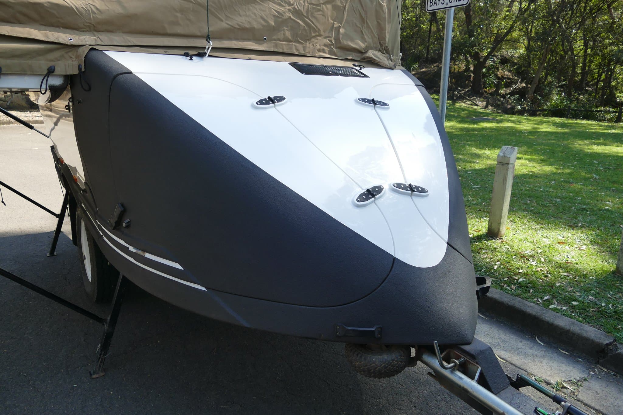 2005 Ultimate Campers Odyssey