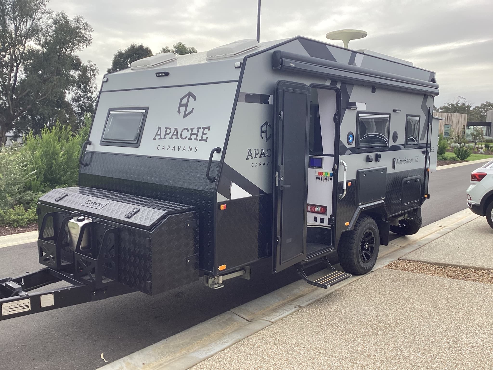 2023 Apache Campers Navigator 15 — photo 2