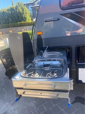2018 Royal Flair Caravans Razor XT 14'6-2 — photo 2
